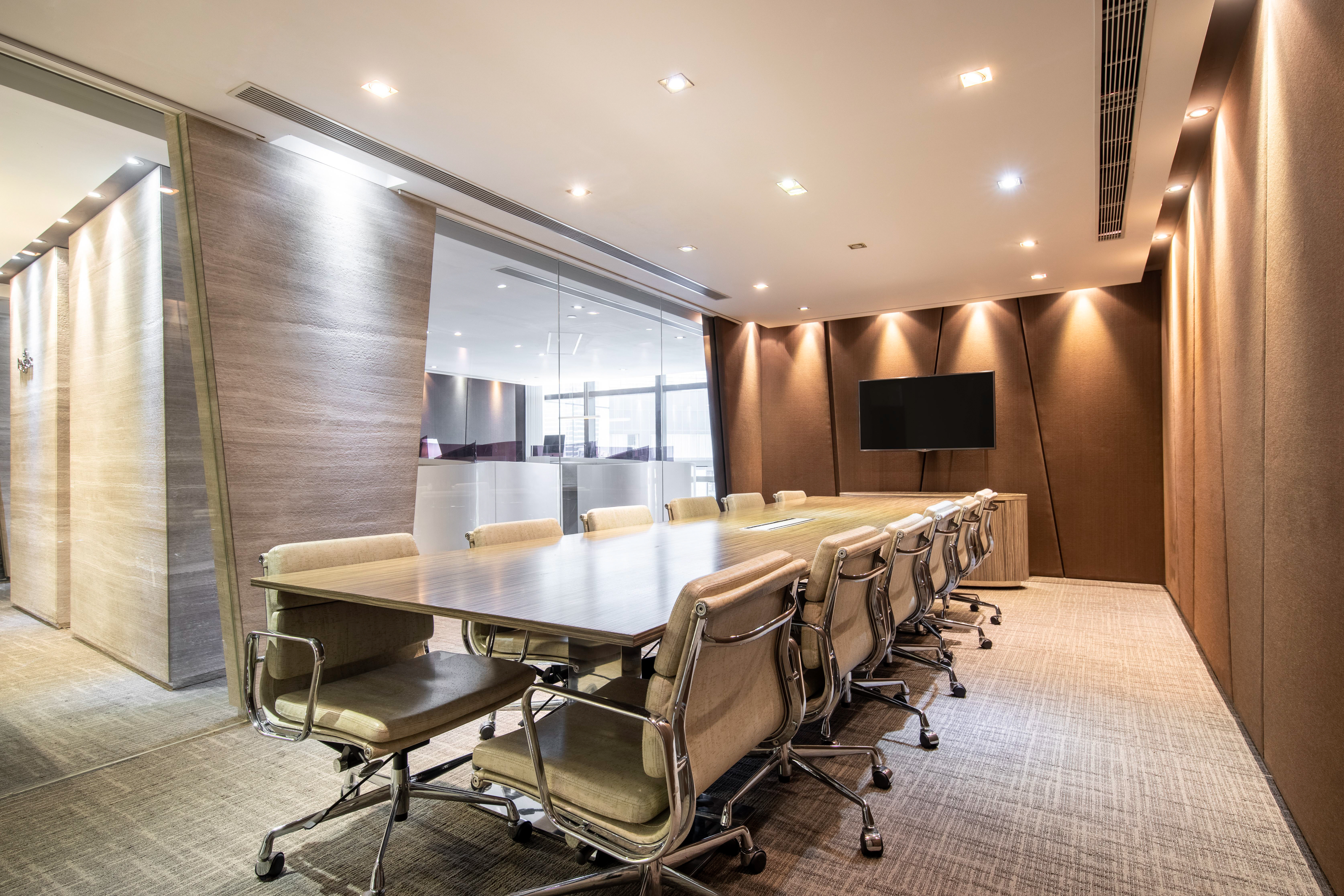 Regus - Hong Kong Miramar Tsim Sha Tsui image 4