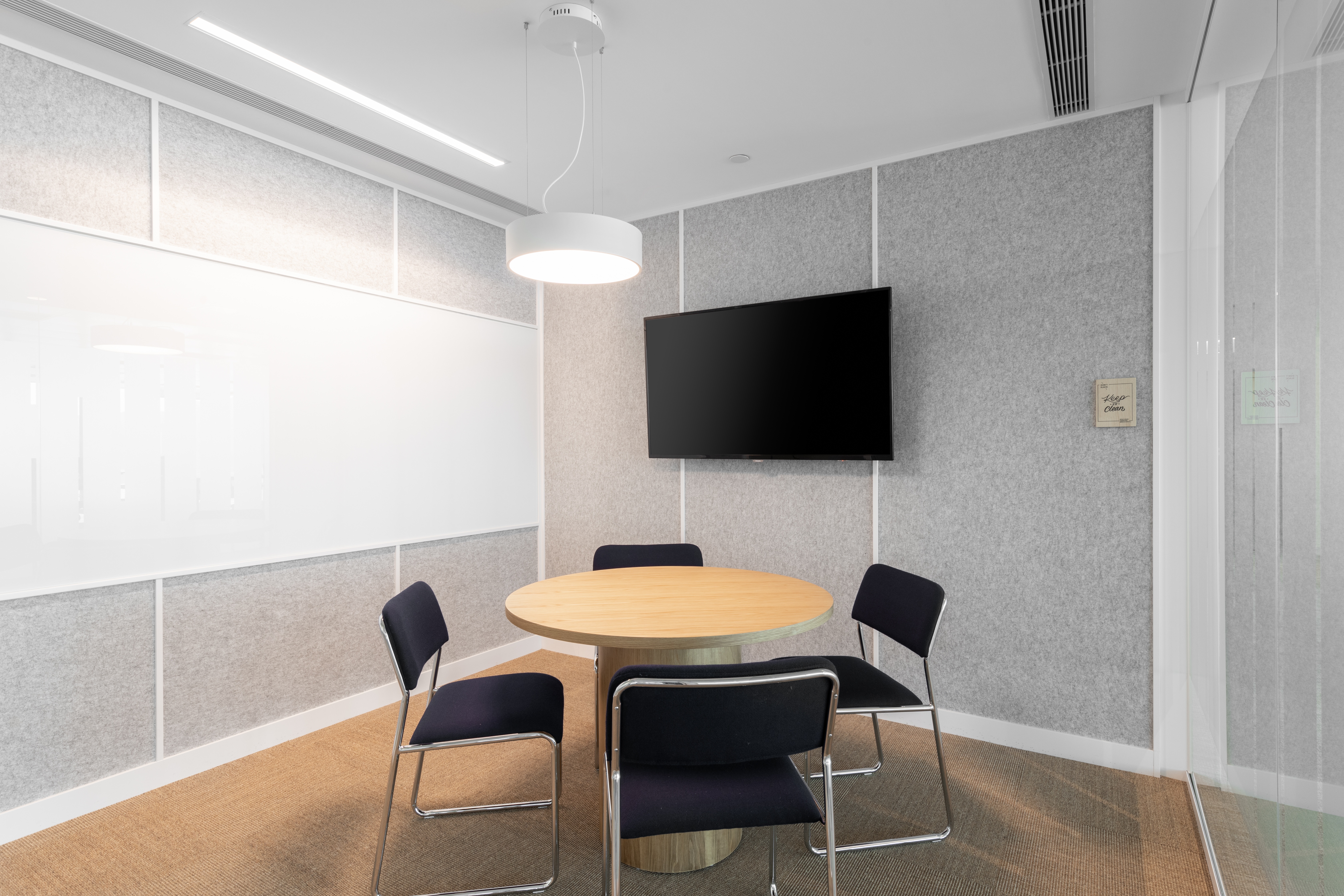 Signature - The Gateway image 4