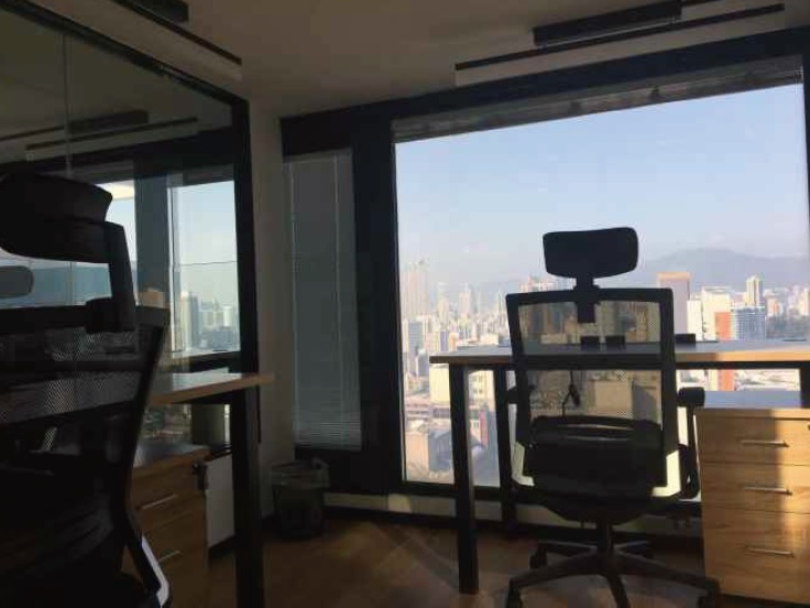 WorkTech Cheuk Nang Centre image 3