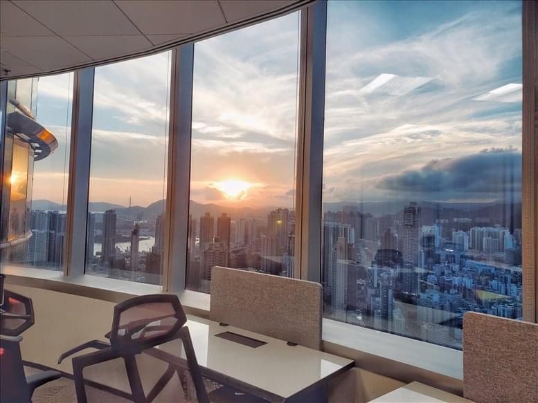 Eaton Club Central image 5