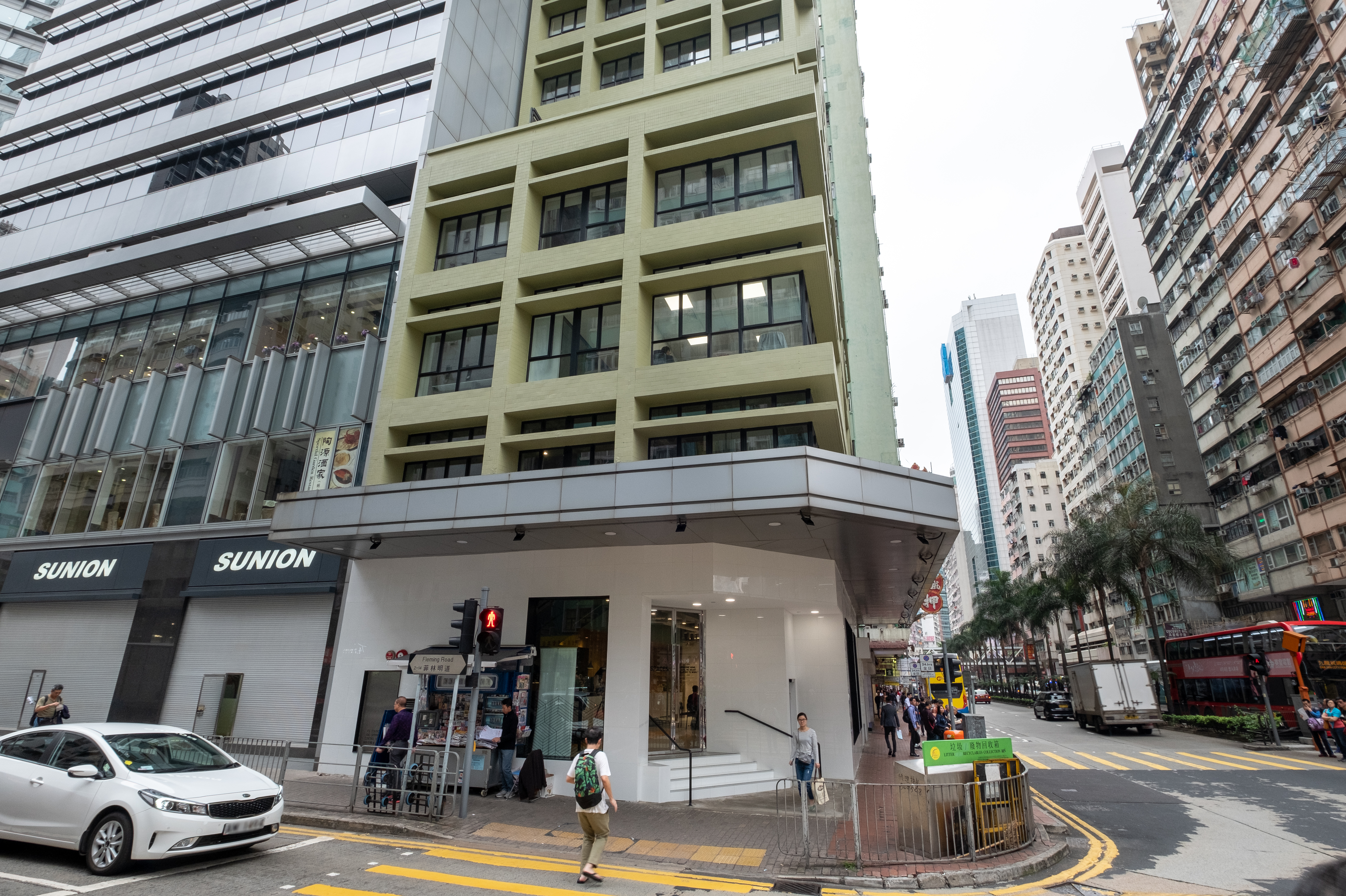 Spaces - Hong Kong, SPACES Hennessy Road image 1