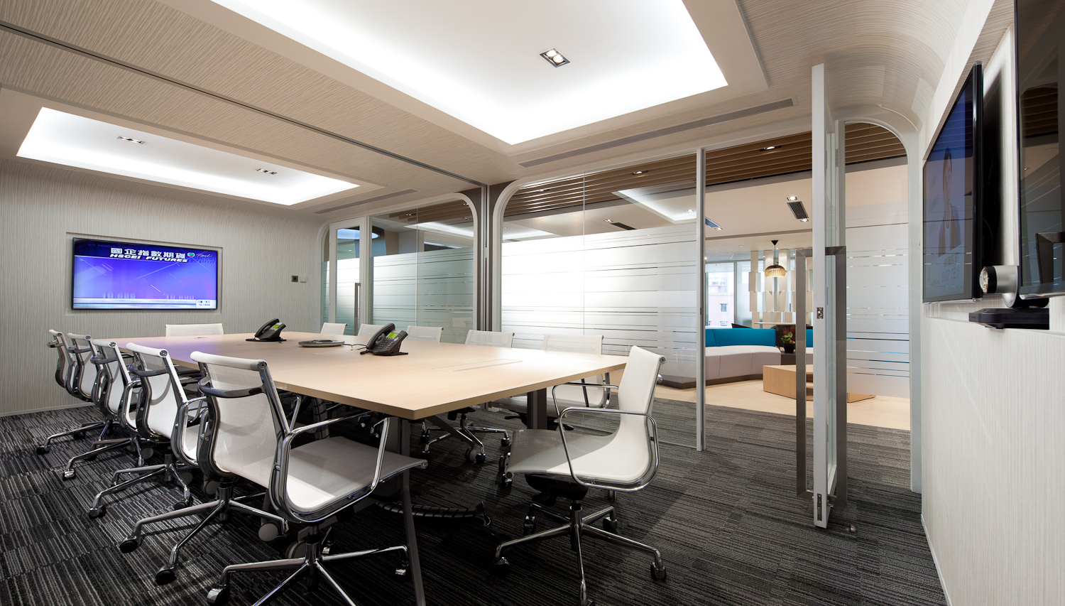 Sky Business Centre – Silvercord Tsim Sha Tsui image 2