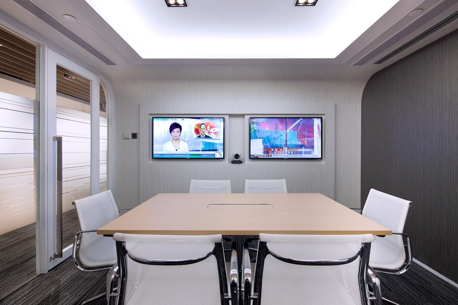 Sky Business Centre – Silvercord Tsim Sha Tsui image 4