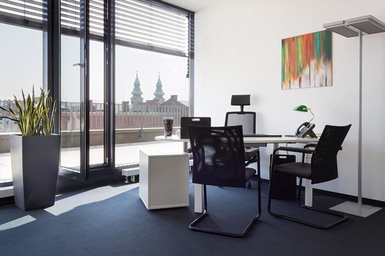 Vista Plus Offices Kft image 3