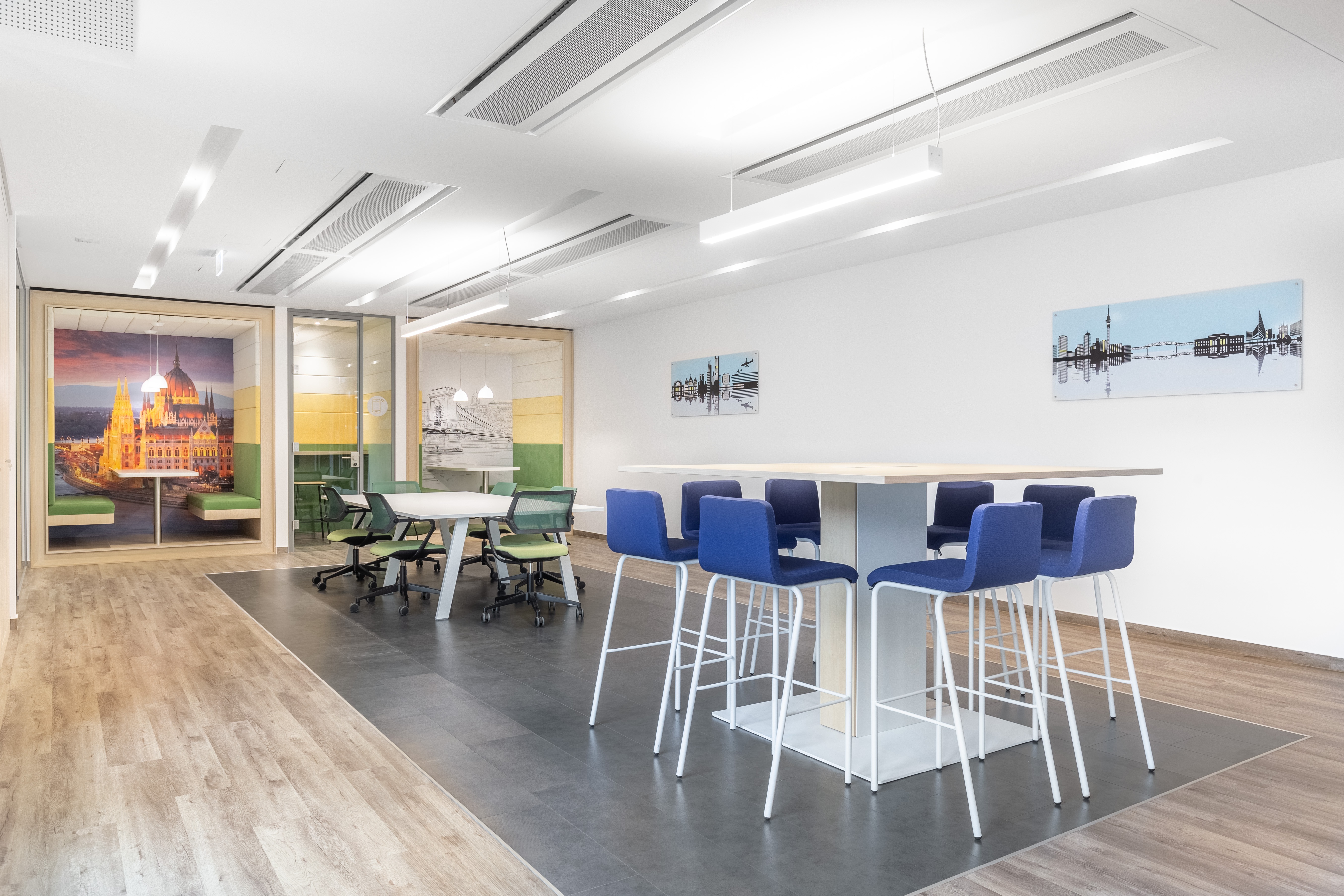 Regus - Budapest, MillPark Centre image 5