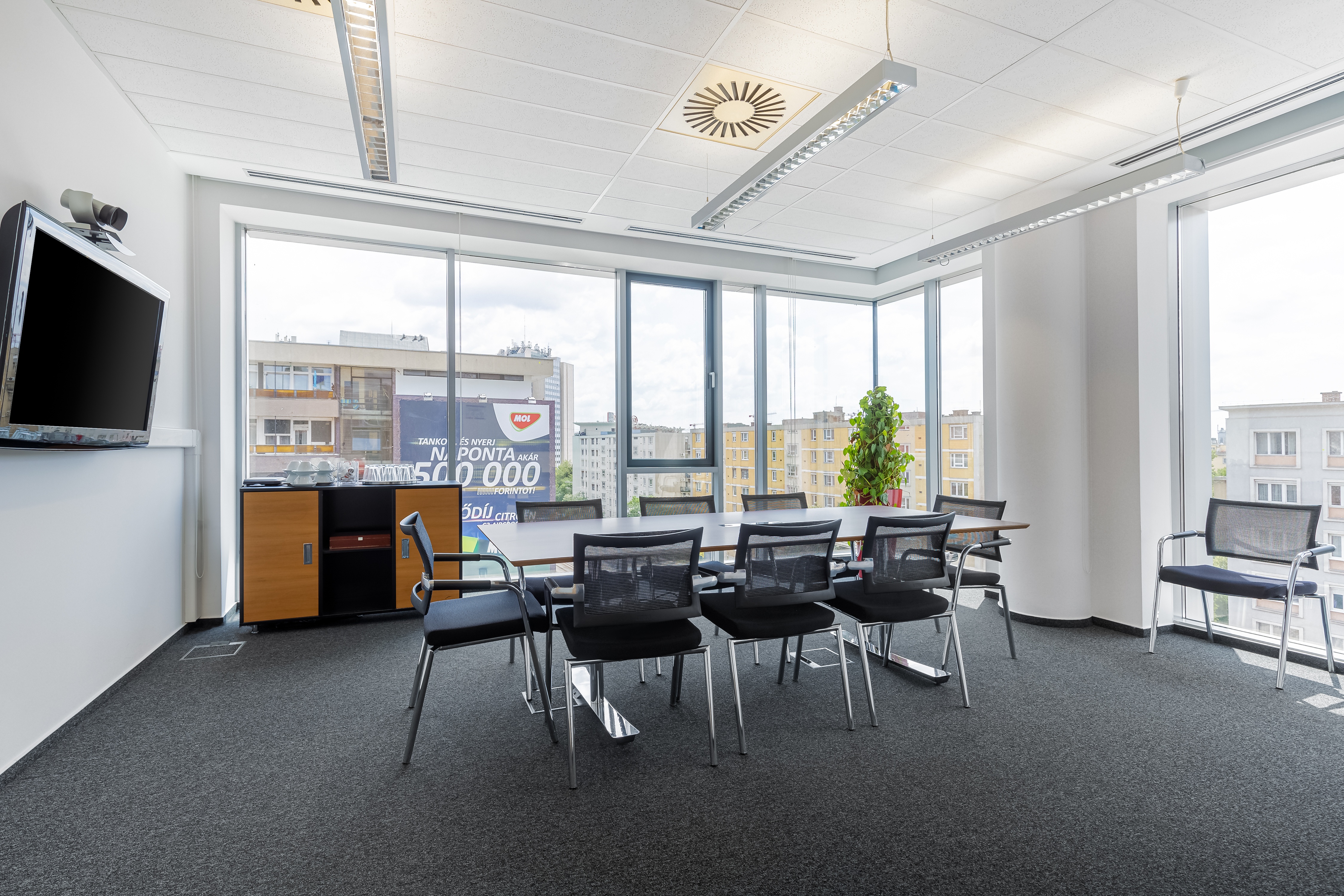 Regus - Budapest, Ujbuda Allee Corner image 5