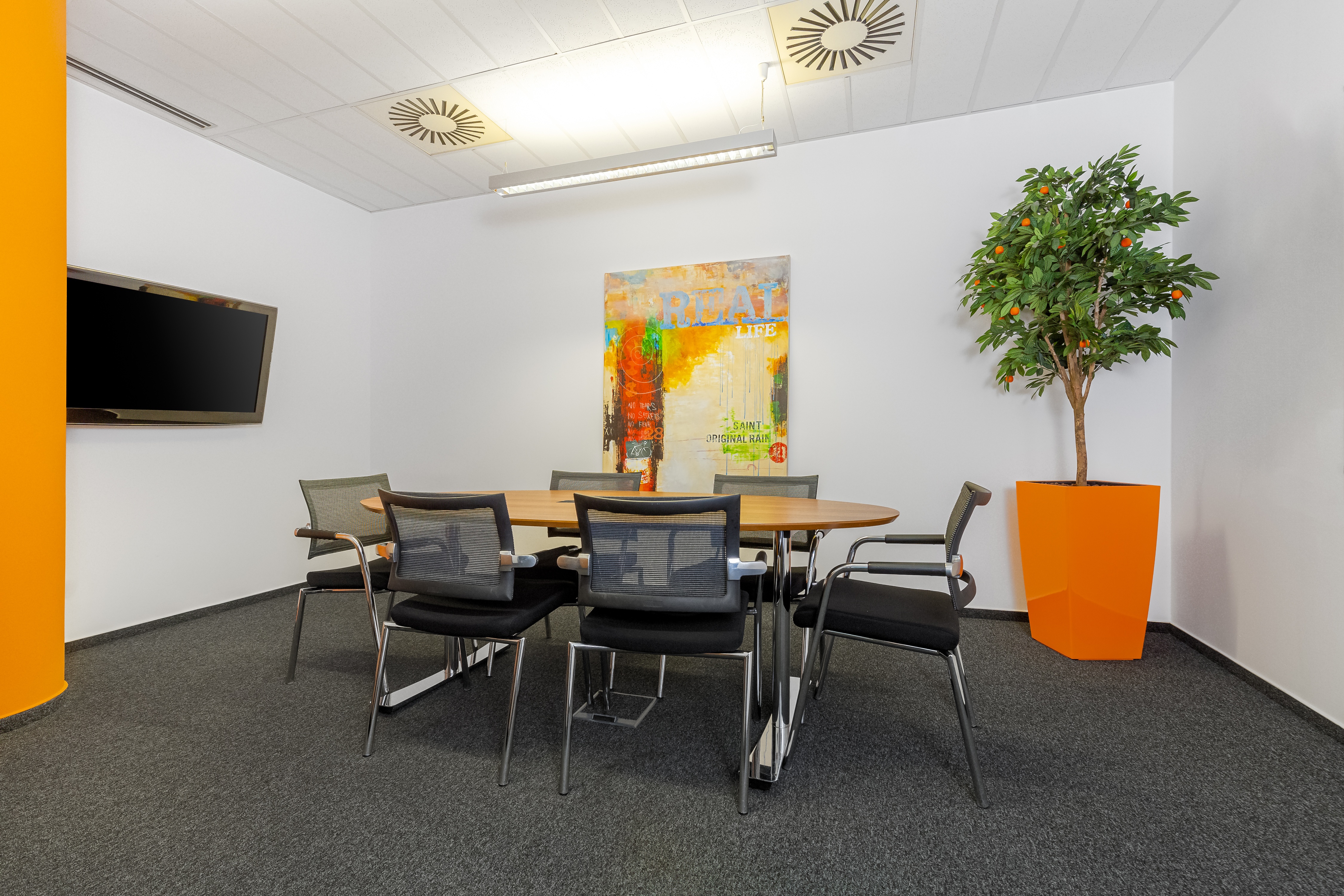Regus - Budapest, Ujbuda Allee Corner image 4
