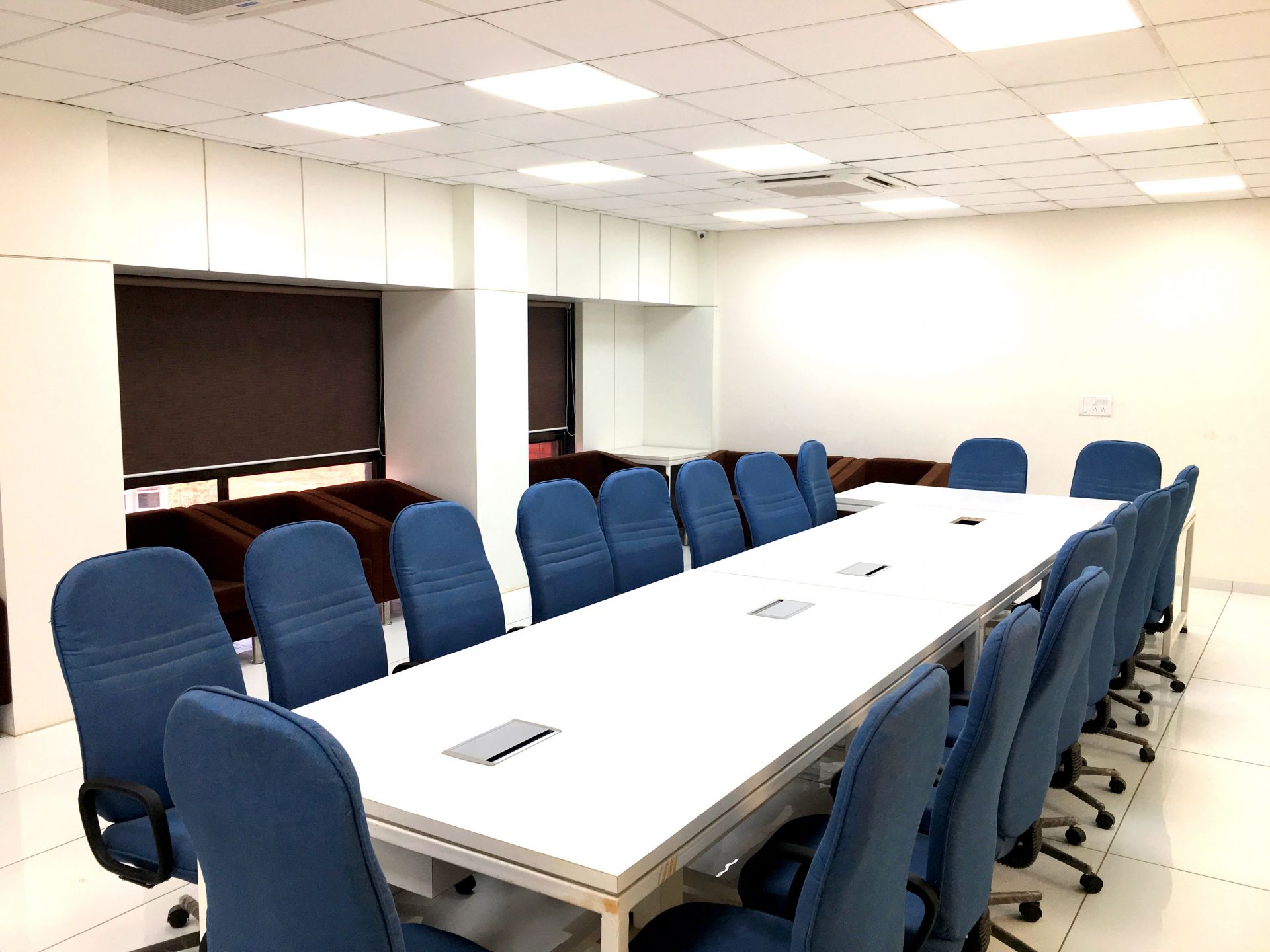 IGNITE INCUBATOR AND CO-WORKING SPACE I CONFERENCE ROOM image 3