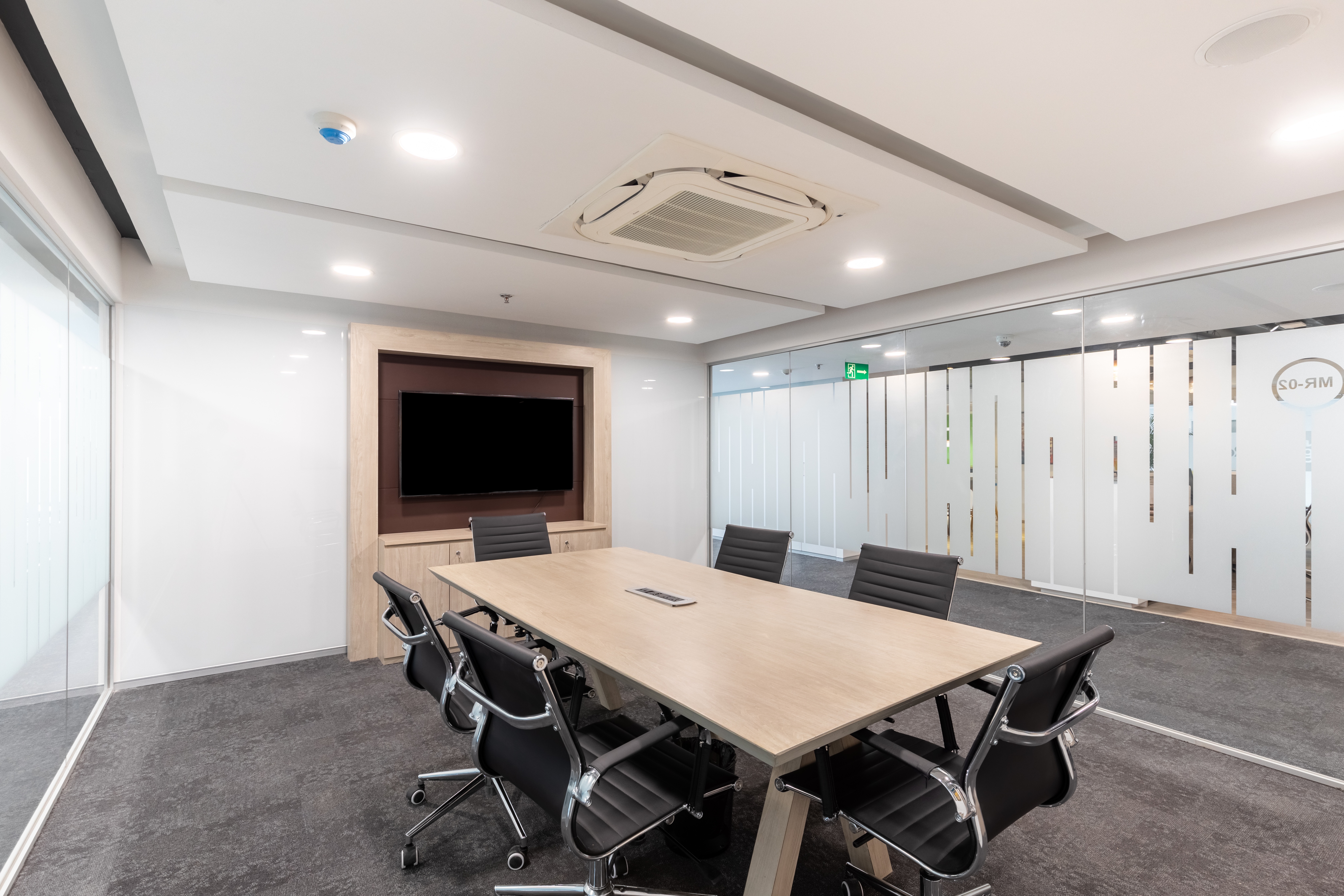 Regus - Ahmedabad, Privilon SG Highway image 3