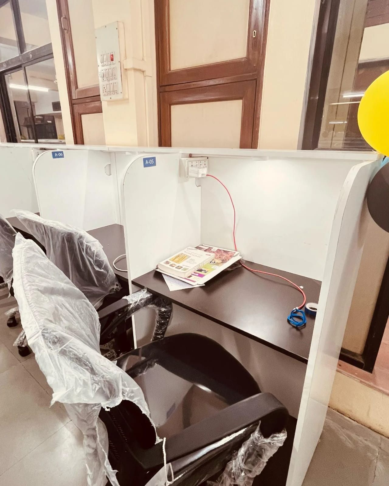 UTTIRNA Study Zone & Co-Working Space image 4