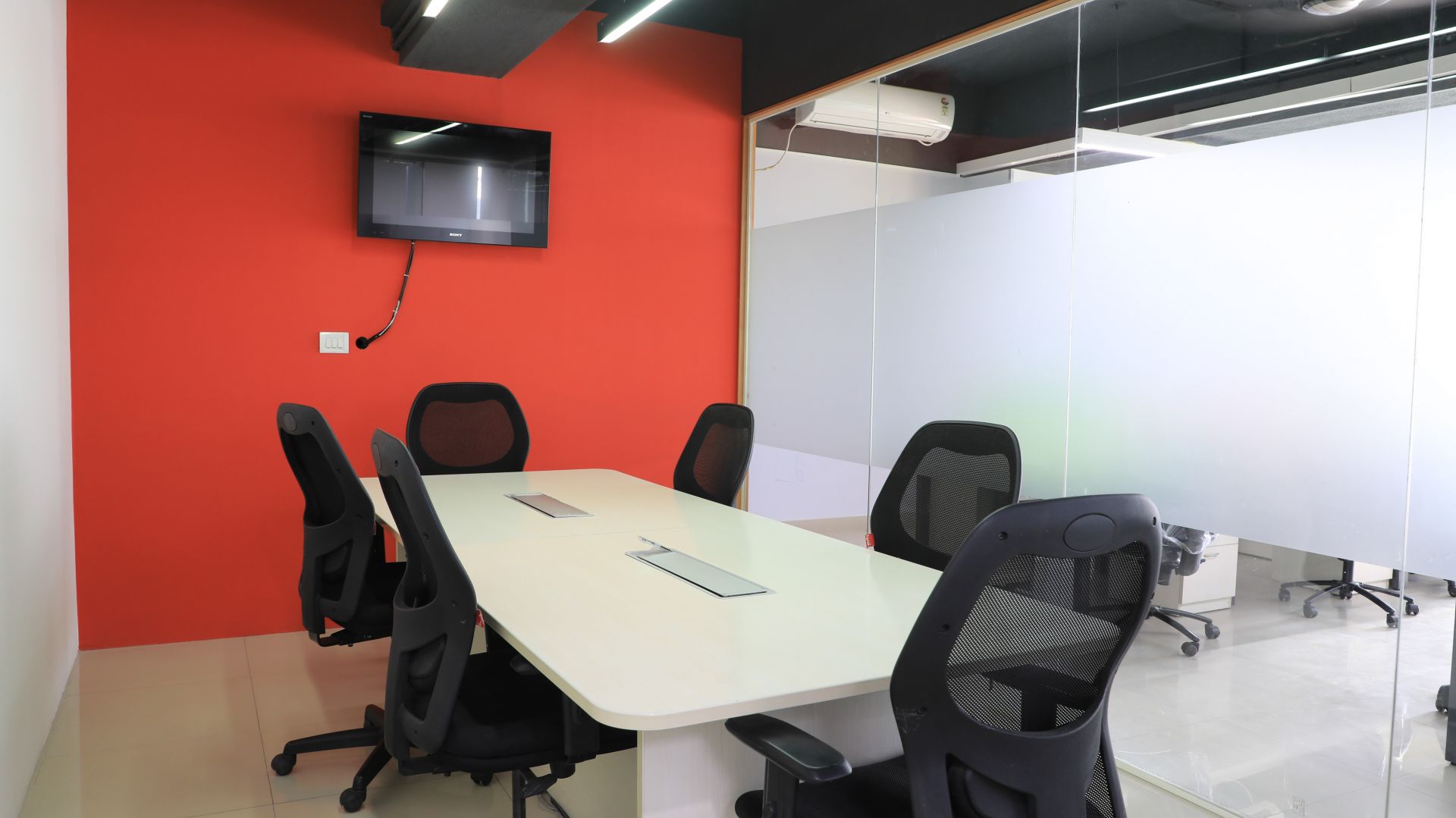 Cluster5 Co-Working Space image 5