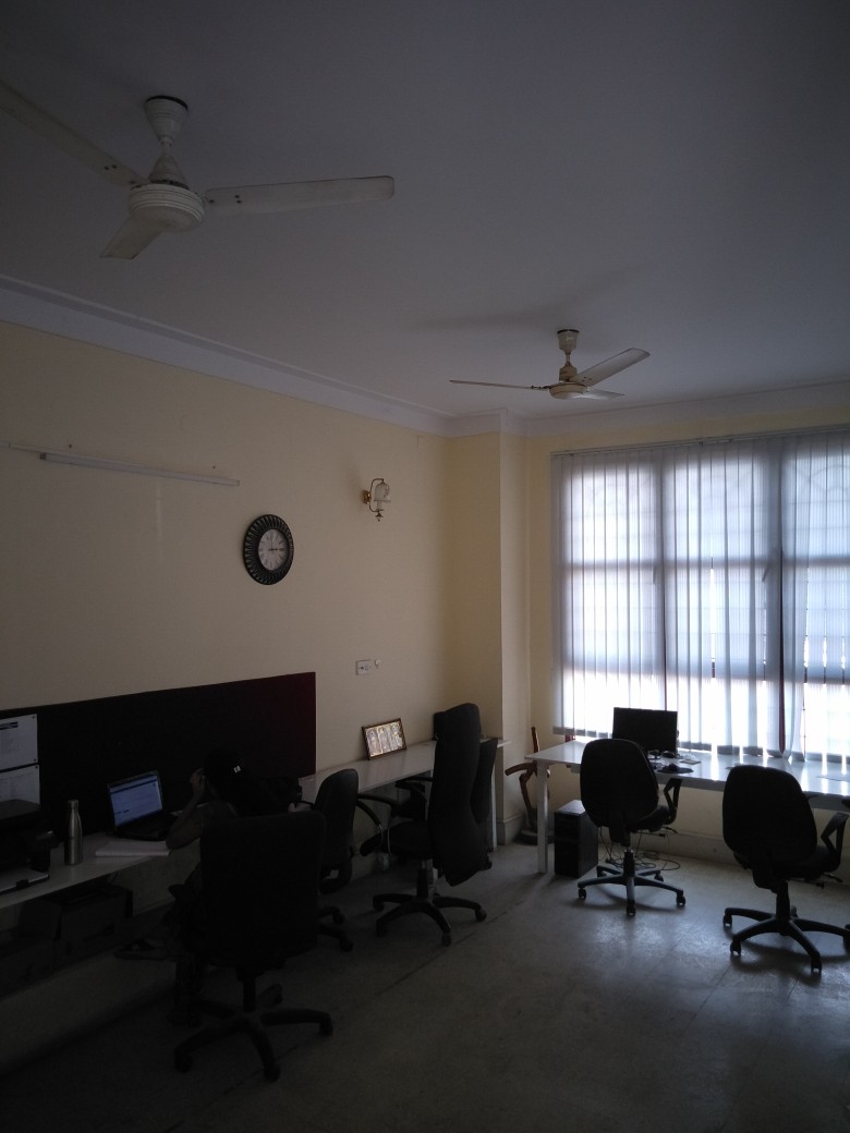 cubic business centre image 5