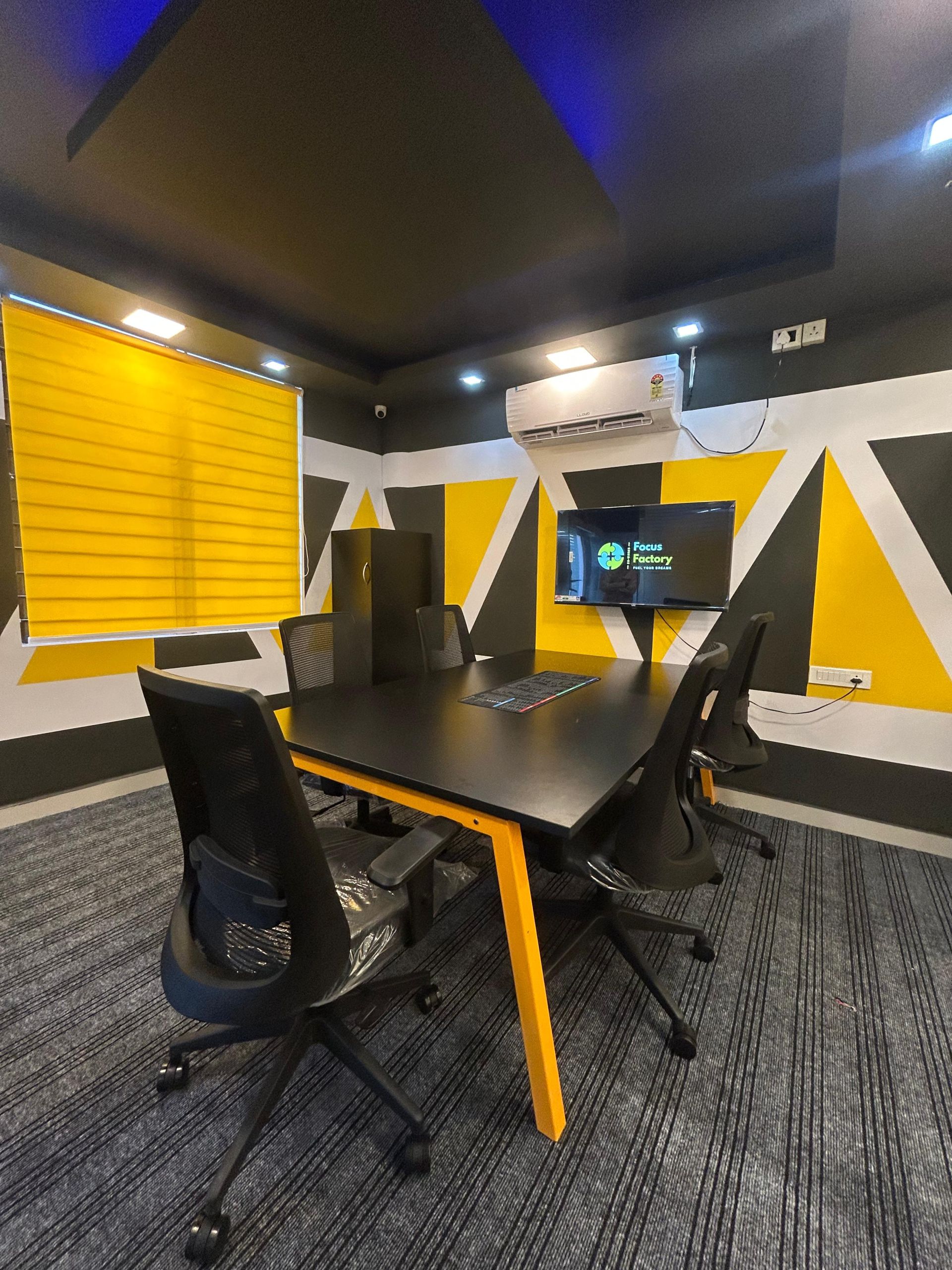 Focus Factory Co-works image 4