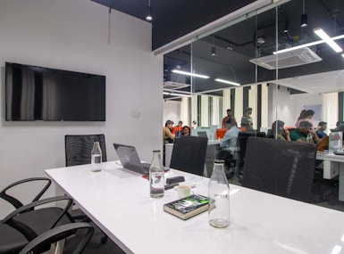 Grexter Aquila image 4