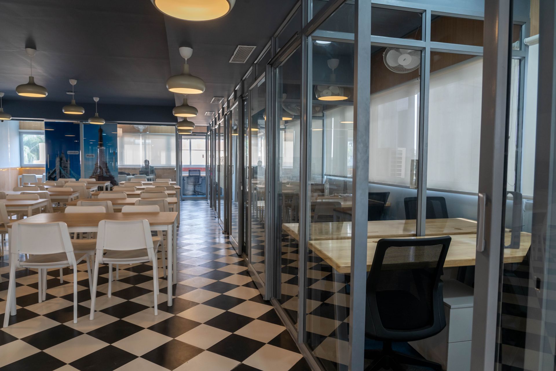 Honeykomb by BHIVE MG Road image 5