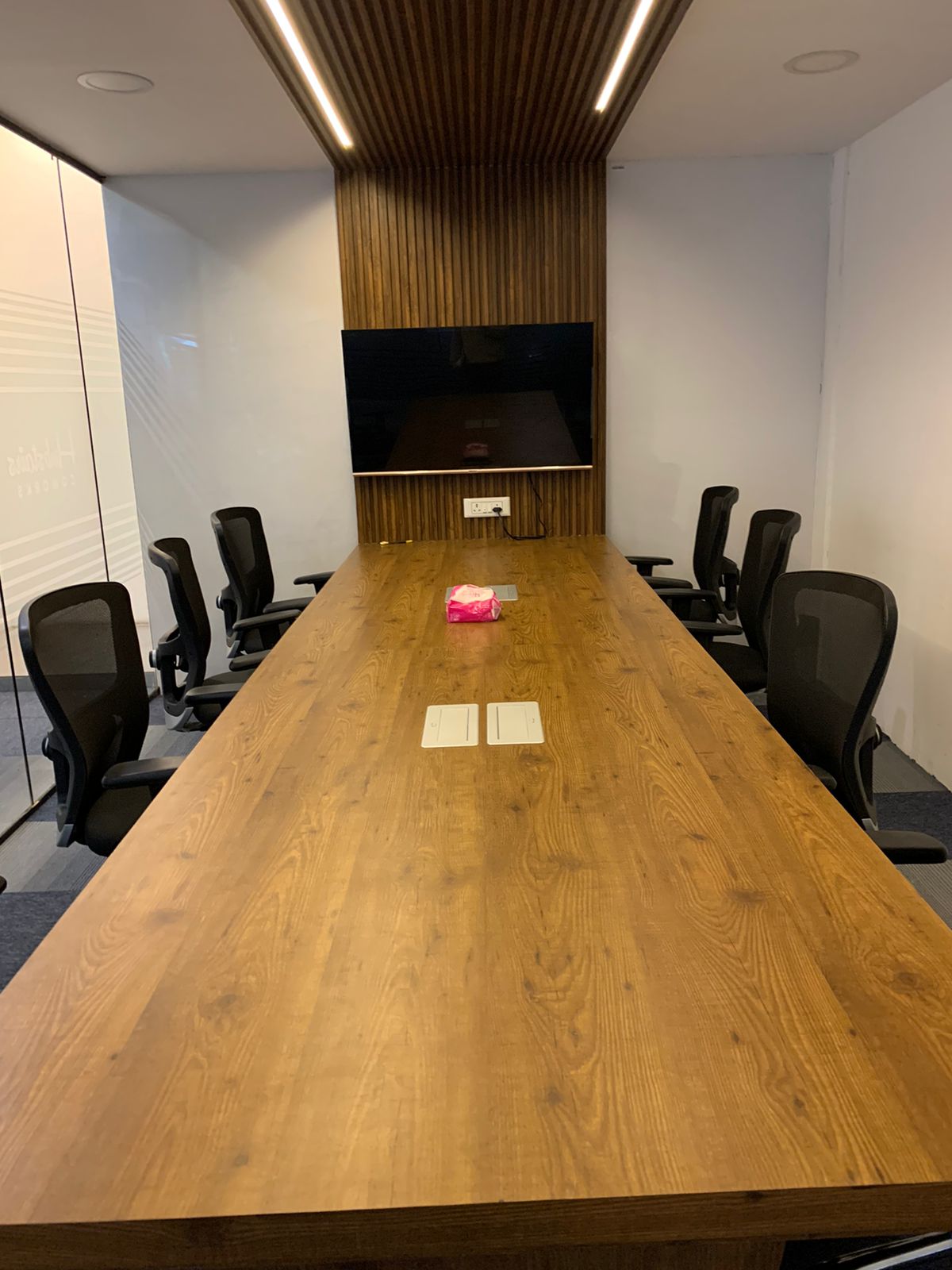 Hubstairs CoWorks BTM Layout image 5