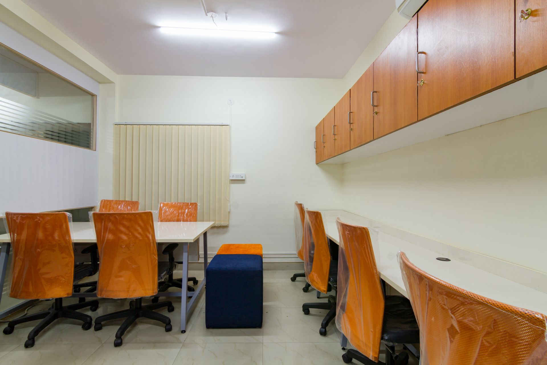 INSTASQUARES Business Center image 3