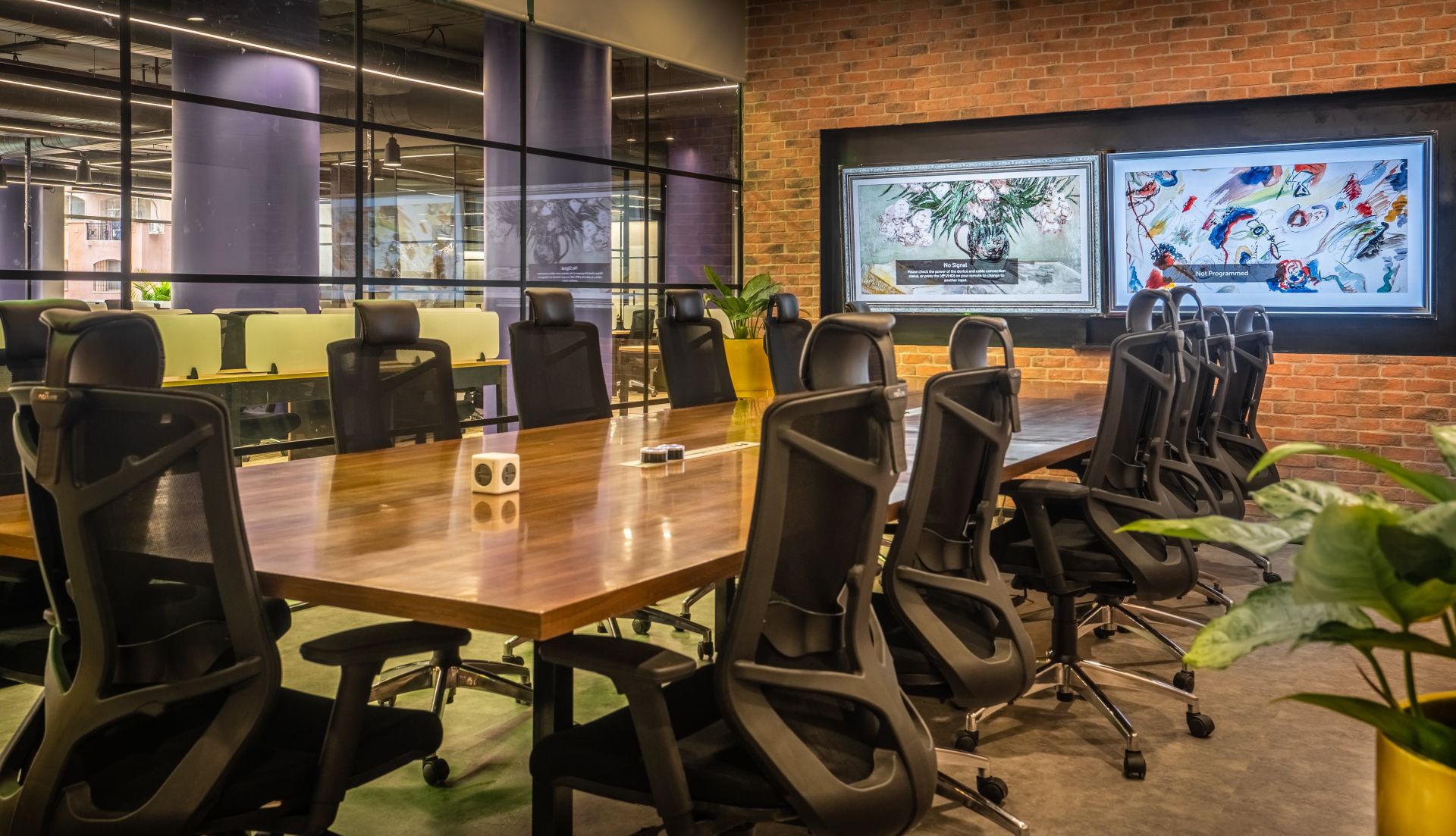 Managed Offices at Diamond District image 3