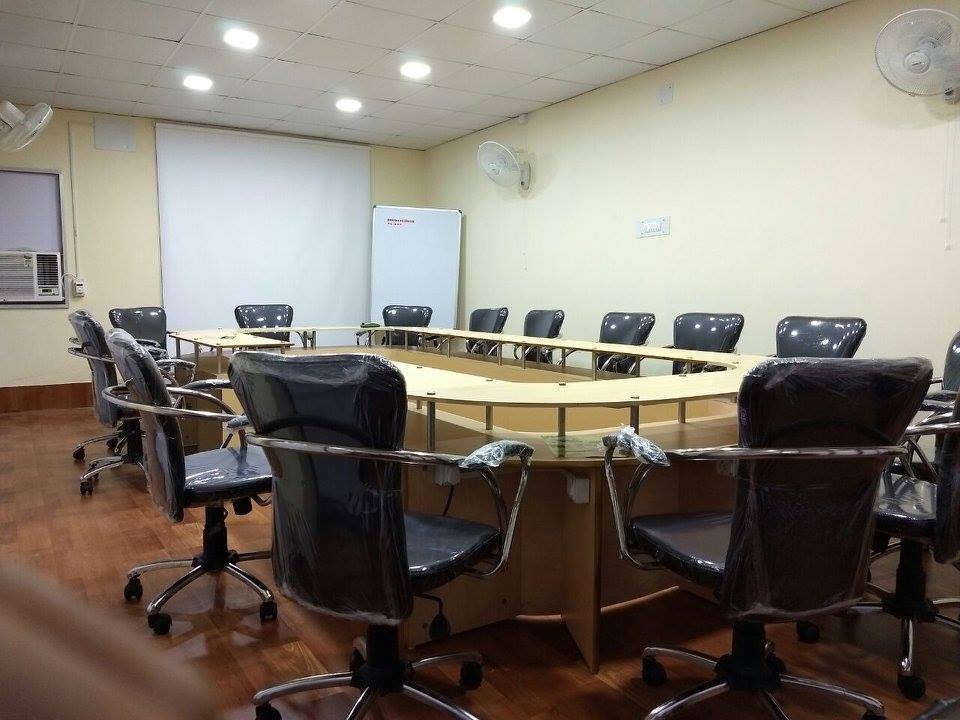 Share-D Co-Working image 3