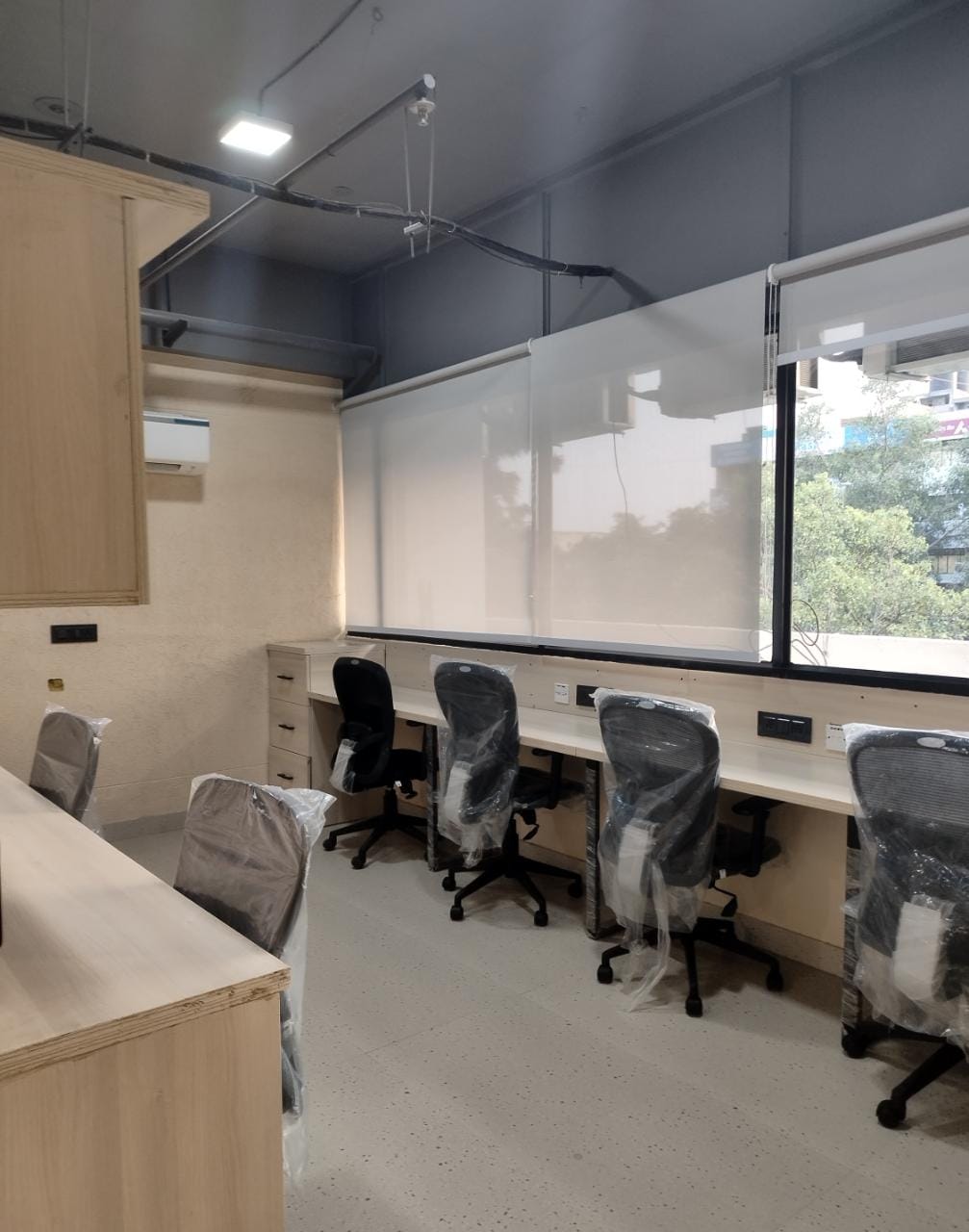 WORKAHOLICS WORKZONE image 5