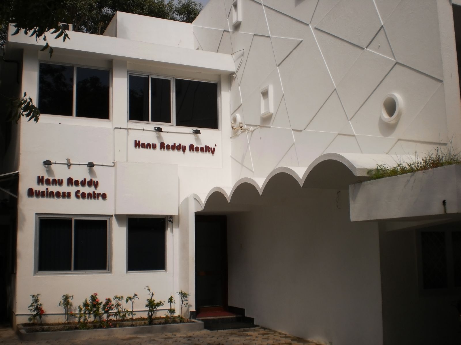 Hanu Reddy Business Centre image 3