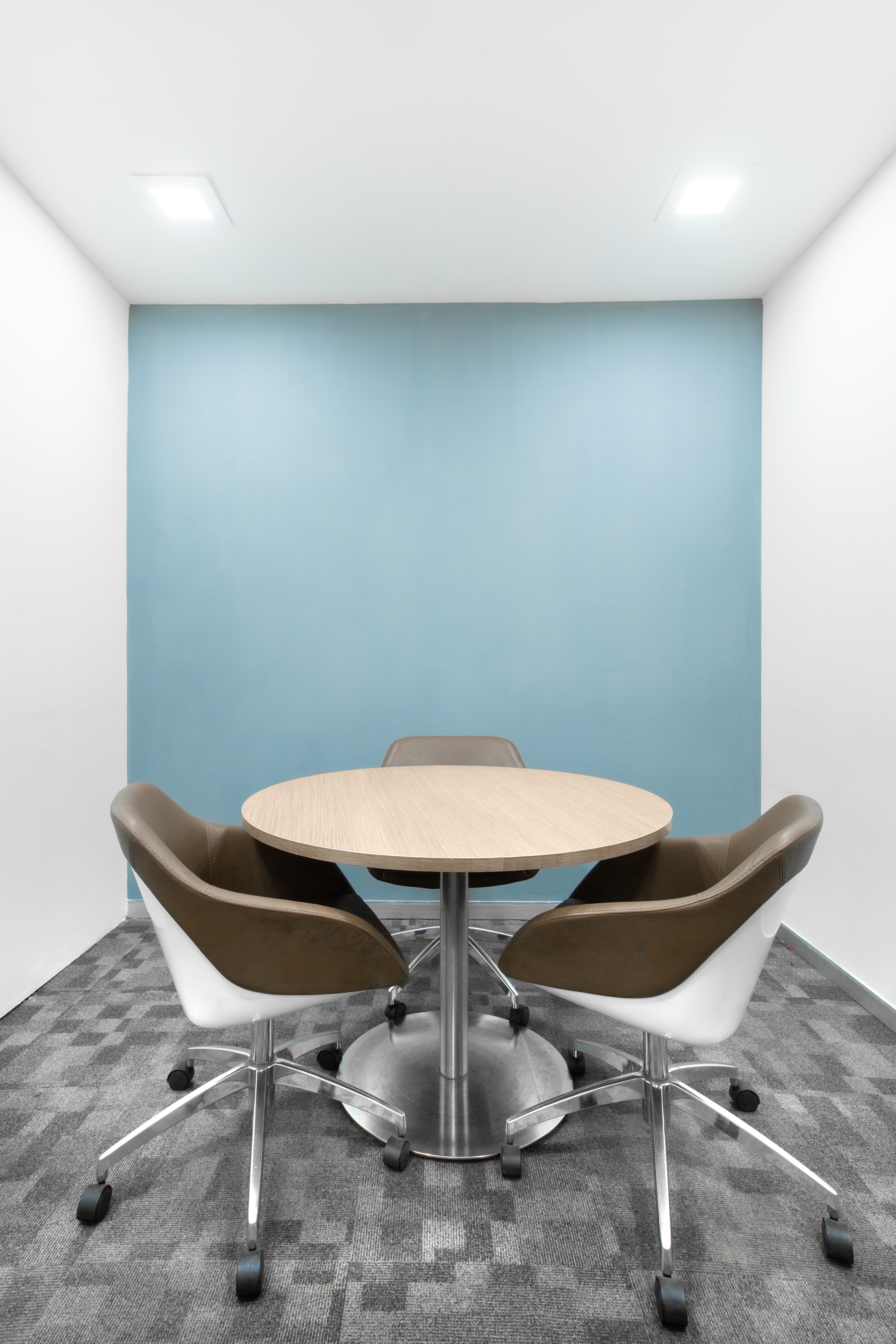 Regus - Chennai, Vadapalani - Shyamala Gardens image 4