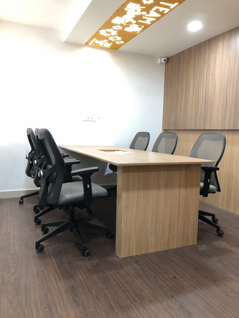 Vantage Coworking image 4