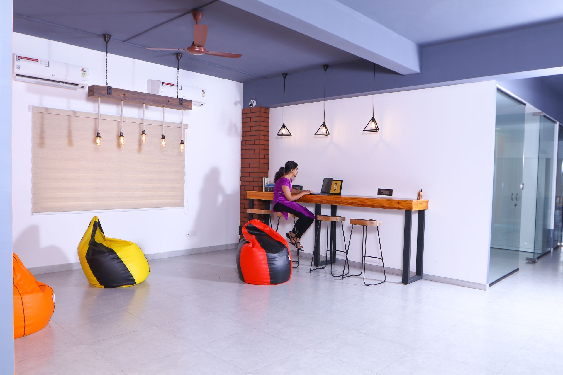 Cowired Cowork image 3