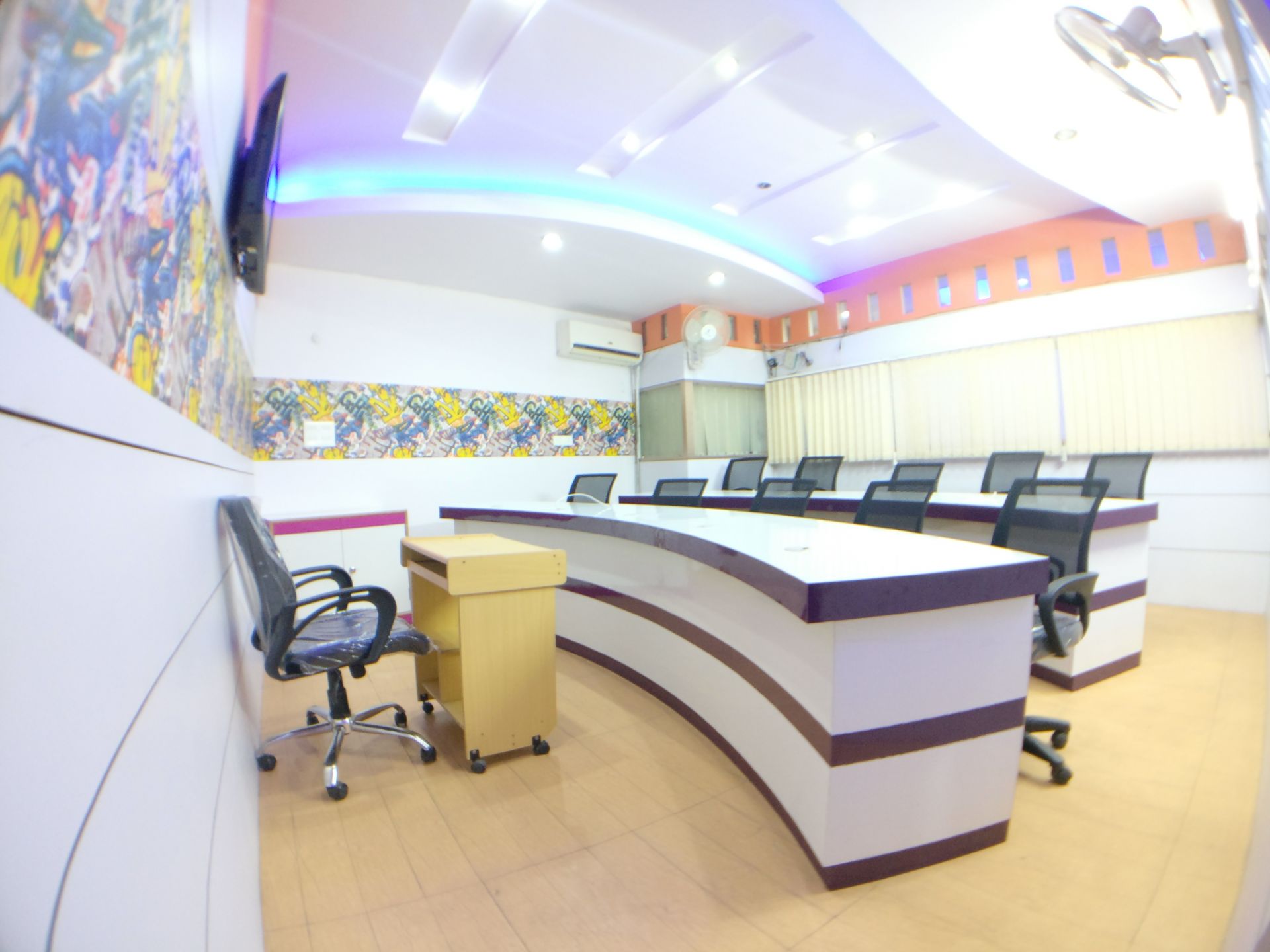 StartUp Cafe image 2