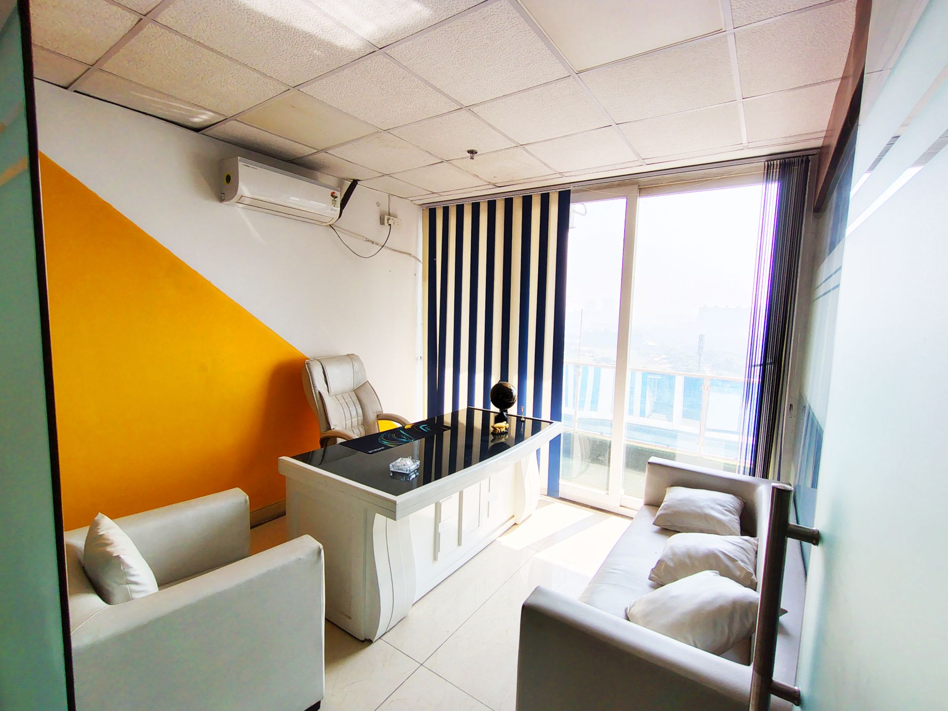 OLE WORKSPACE image 5