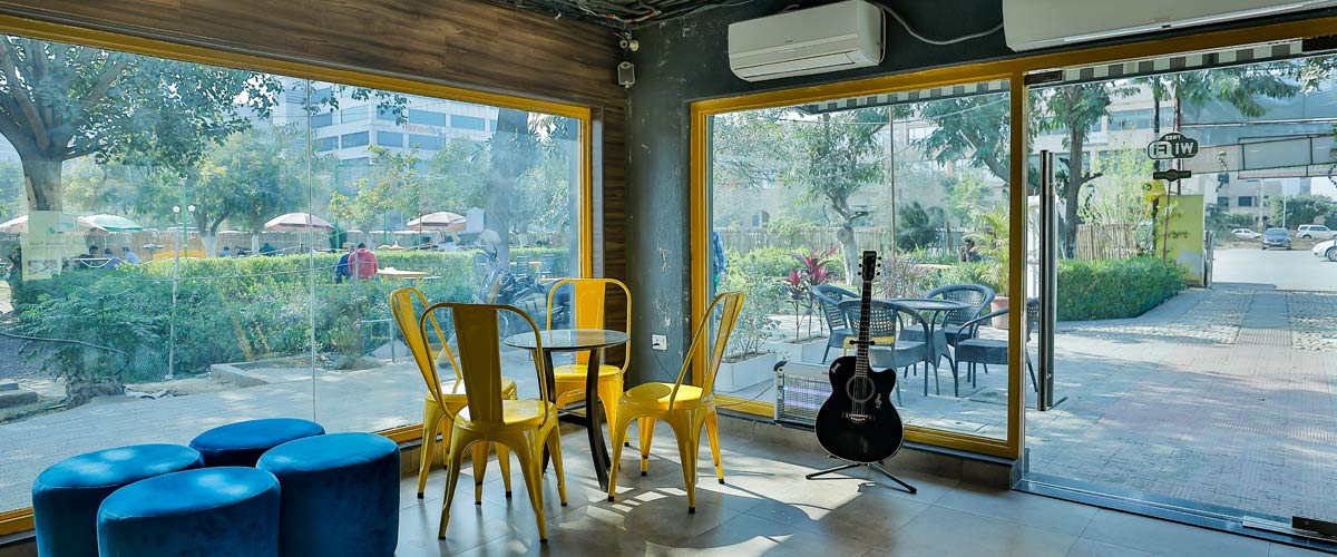 Coworking in Gurugram at Cafe L'Pause - myHQ image 4
