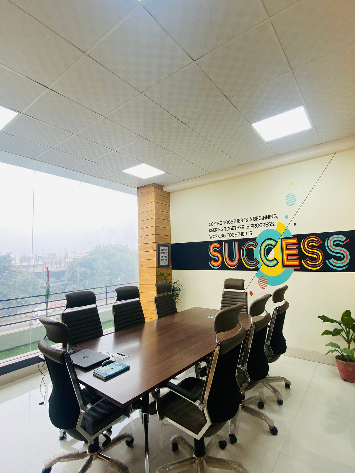 iWORKK Coworking. Bussiness Accelerator image 2