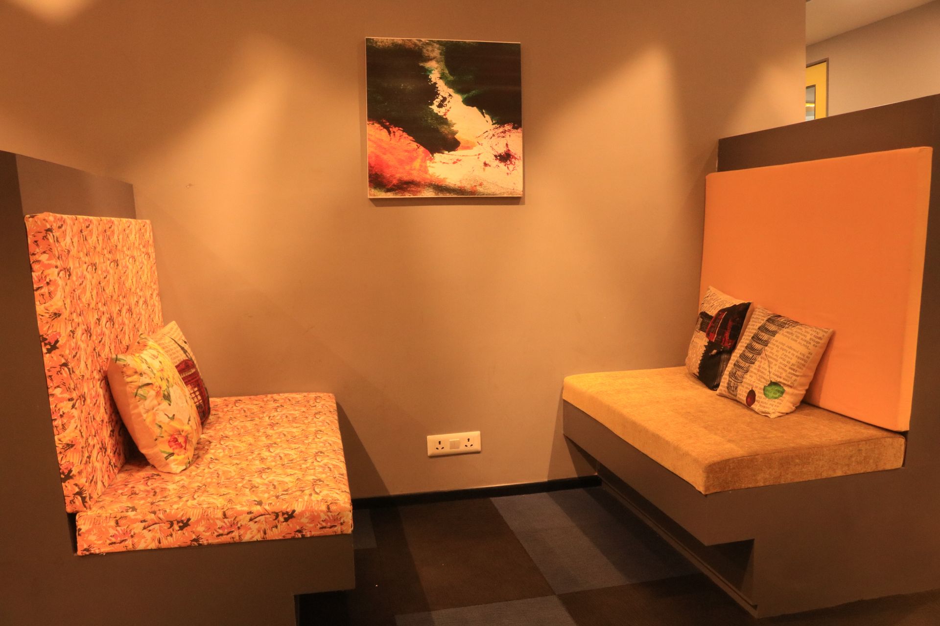 myHQ coworking at Garage Society Udyog Vihar image 4