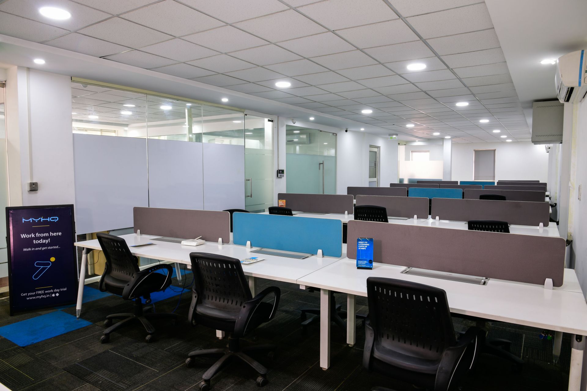 myHQ S-Impello Workspace image 2