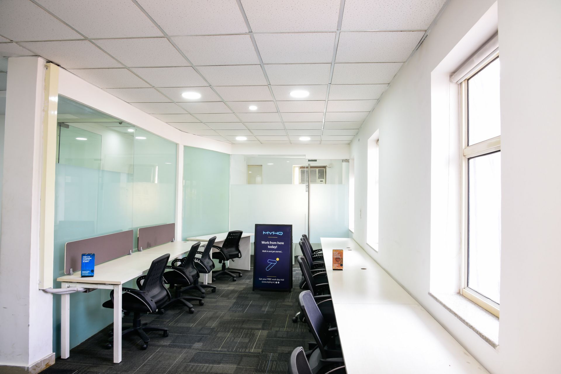 myHQ S-Impello Workspace image 4