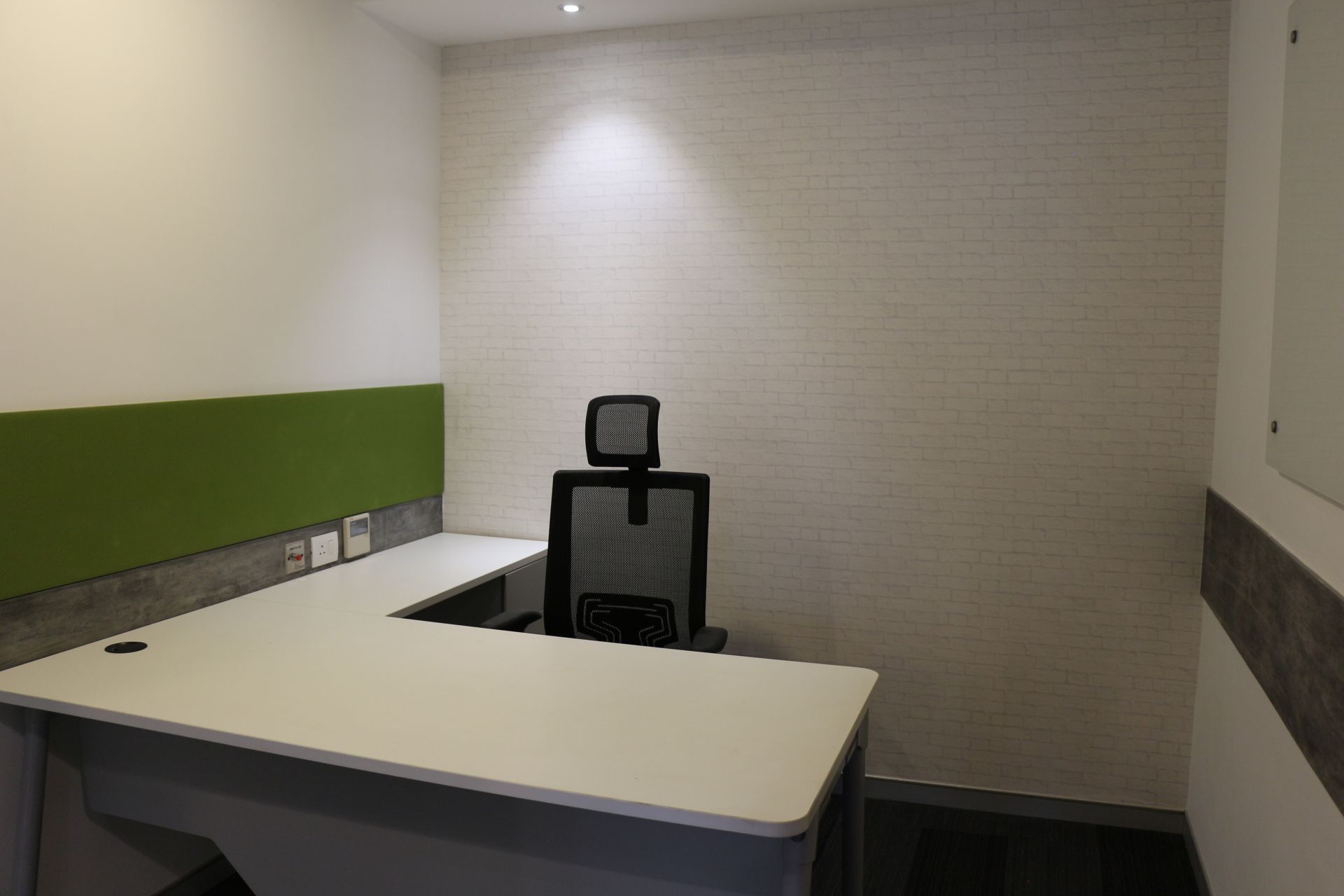 Plus Offices image 4