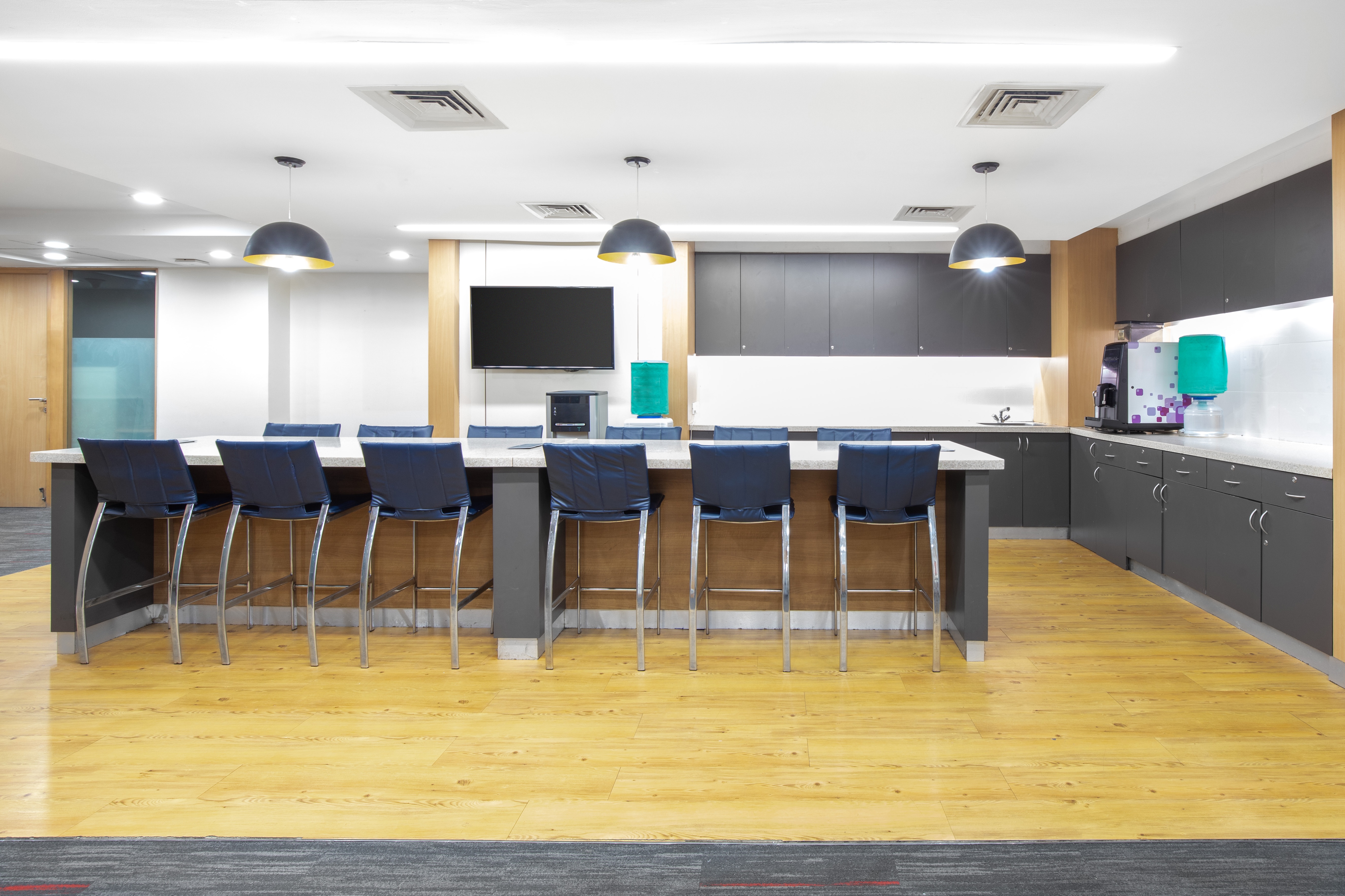 Regus - Gurgaon Cyber City image 5