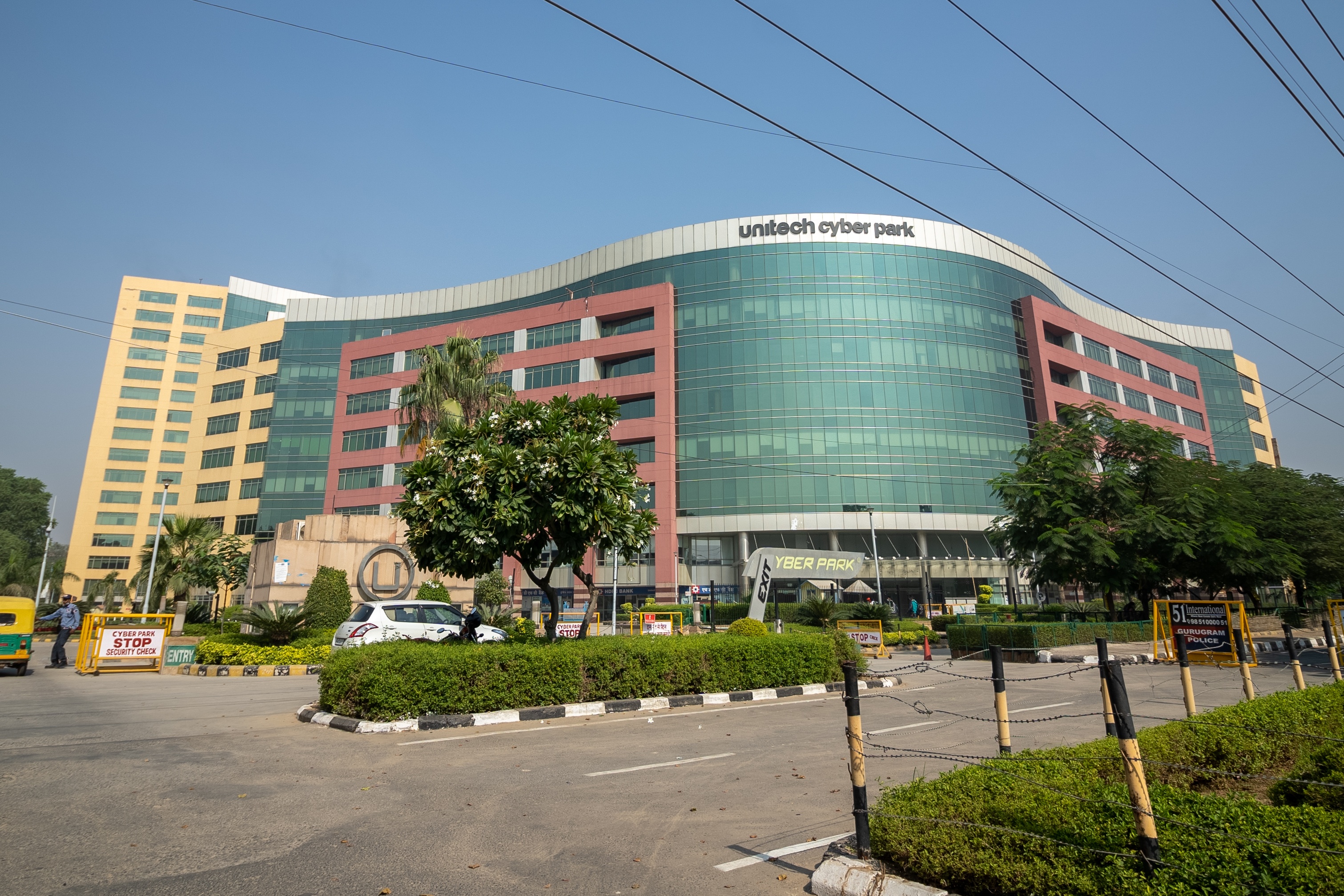 Regus - Gurugram, Unitech Cyber Park image 1