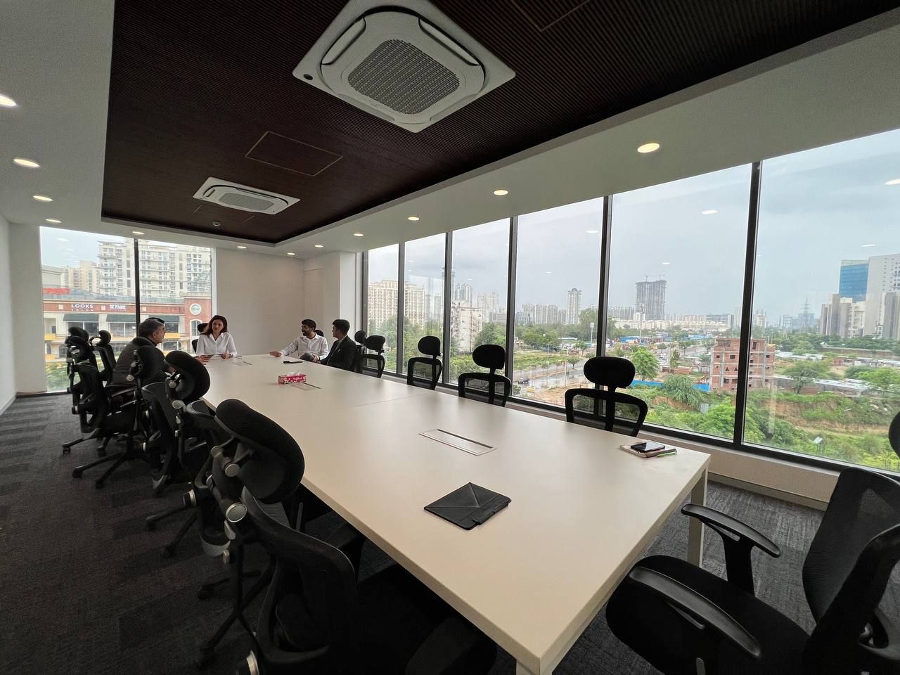 Space Creattors Heights image 3