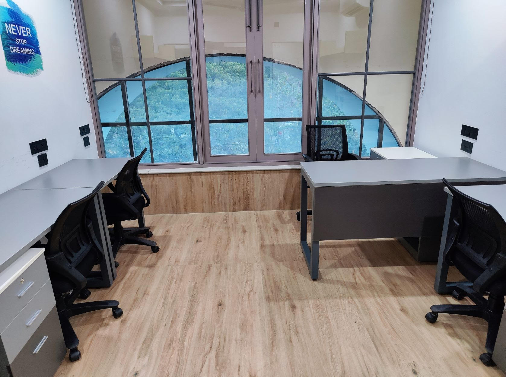 Spanish Square image 4