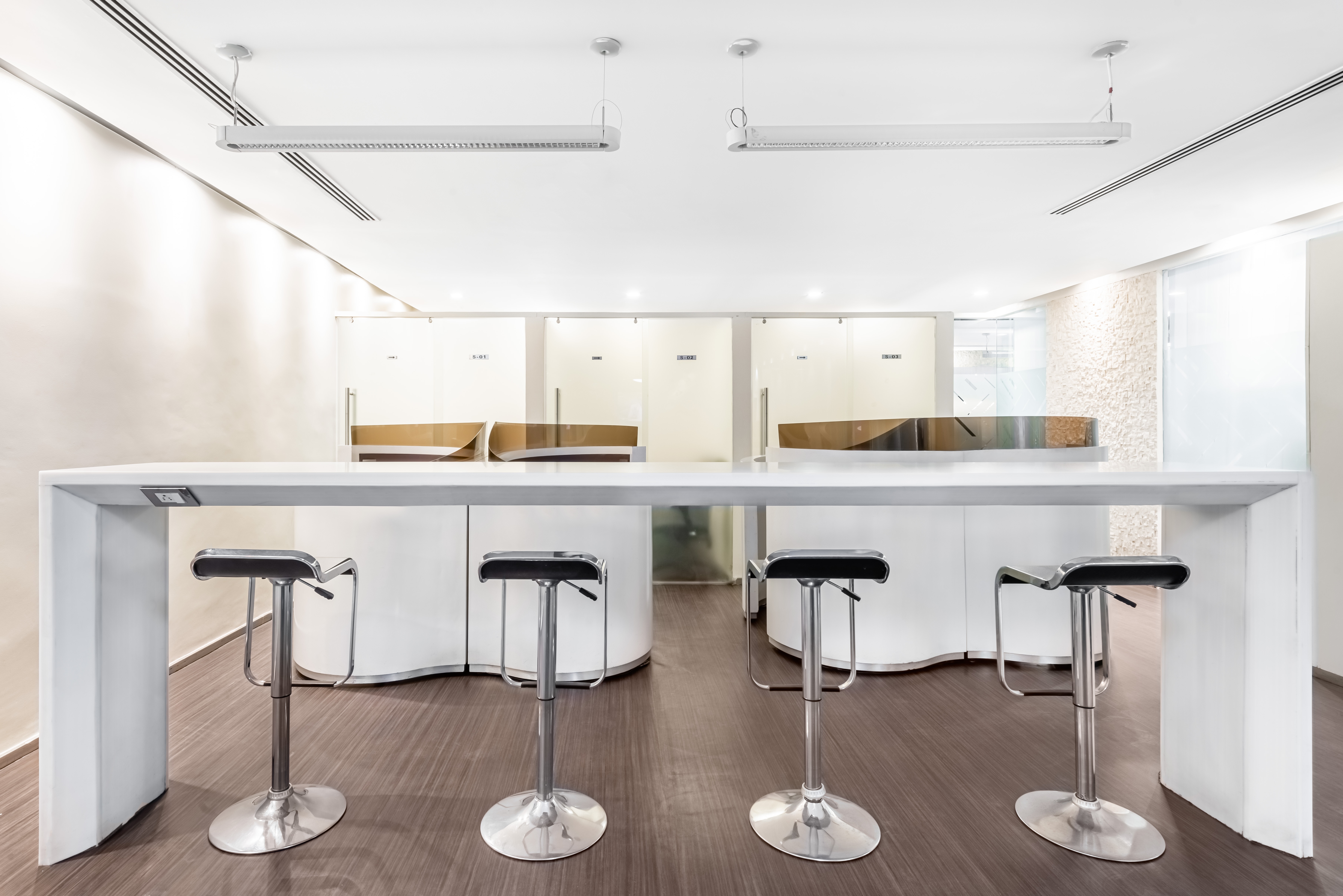 Regus - Hyderabad Begumpet image 5