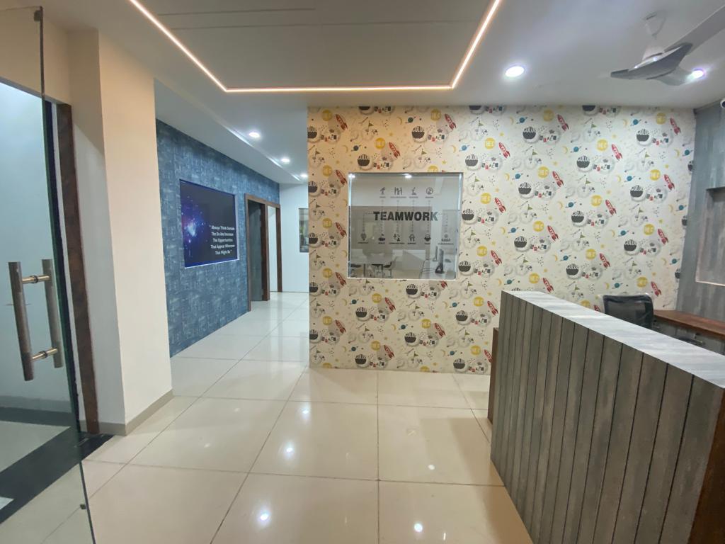 Glacier Co-Working image 2