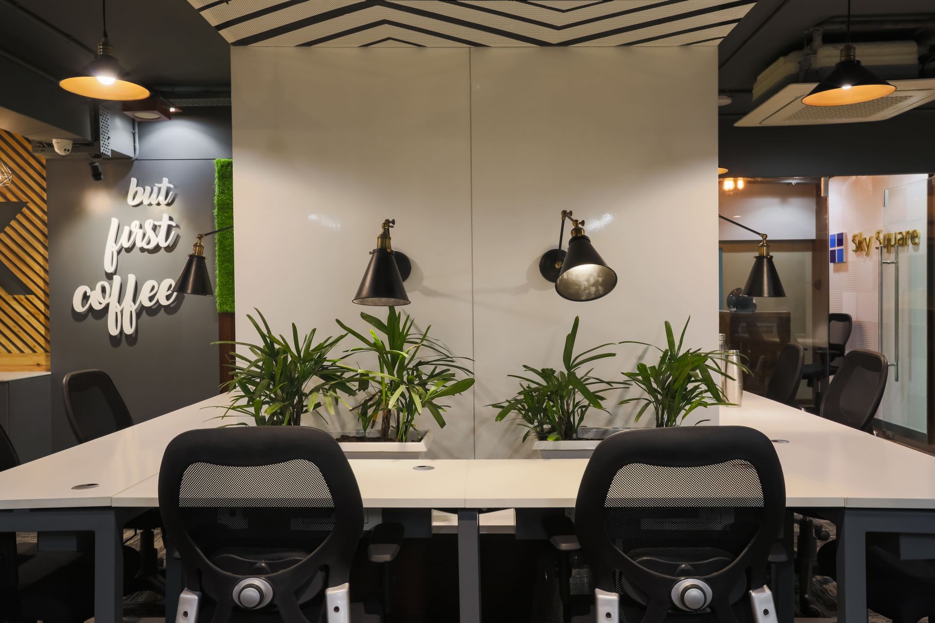 Sky Space Coworking image 3