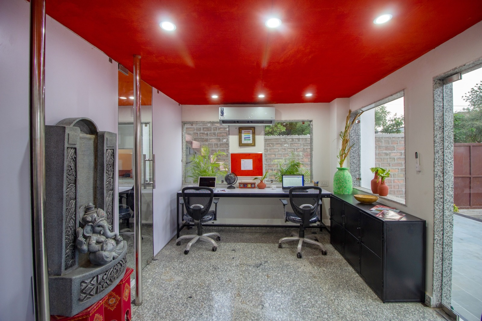 Apnayt Coworker image 4