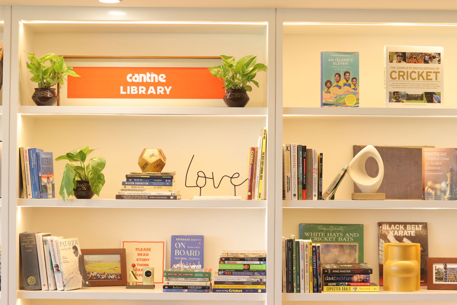 Park Canteen image 2