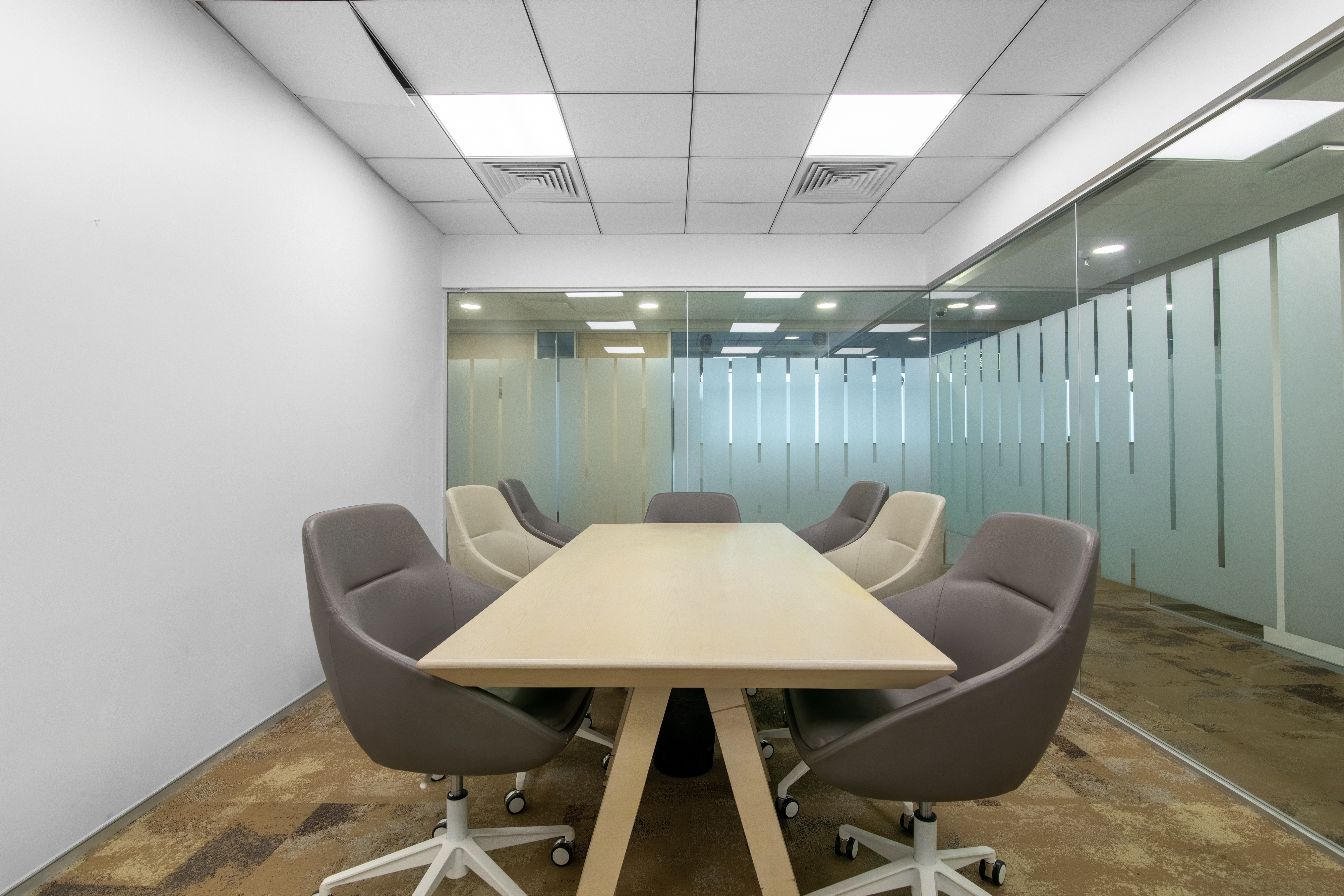 Regus - Kolkata, RDB Boulevard image 4