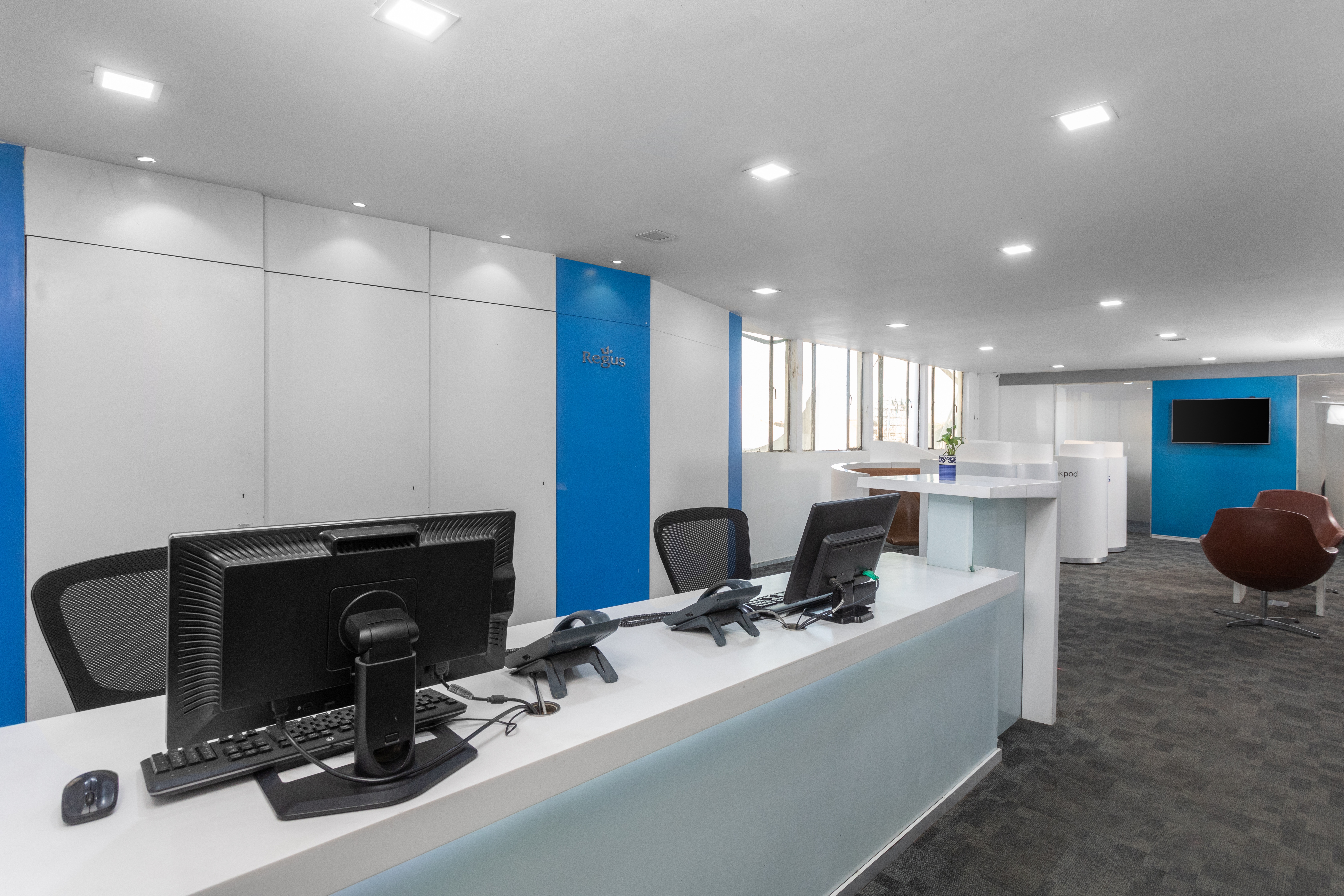 Regus - Lucknow, Halwasiya Court image 2