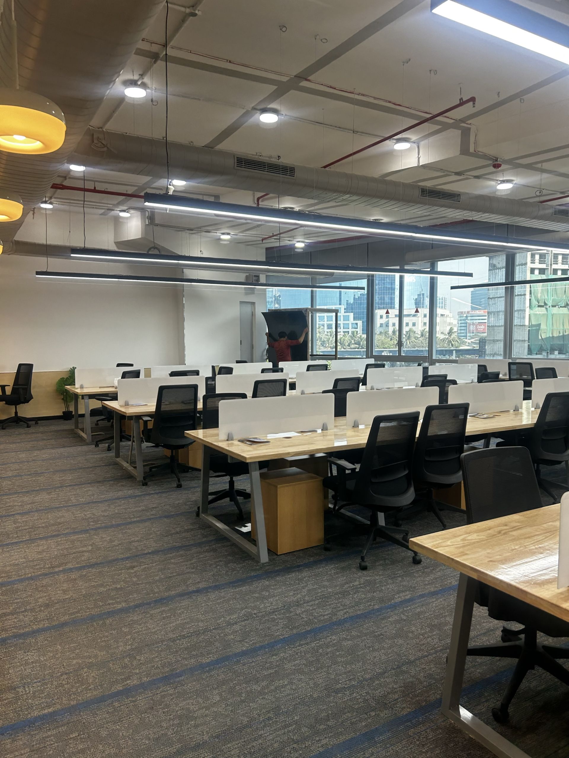 BHIVE Platinum BKC, Mumbai image 2