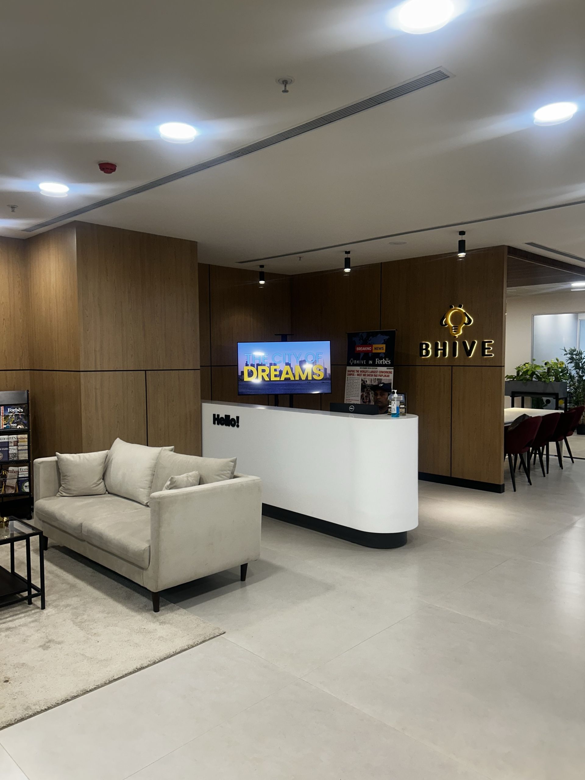 BHIVE Platinum BKC, Mumbai image 4