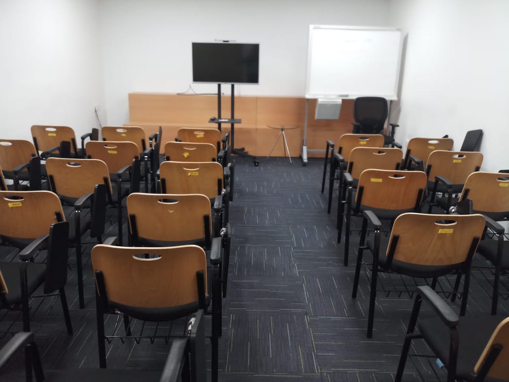 Garage Co-Working image 3